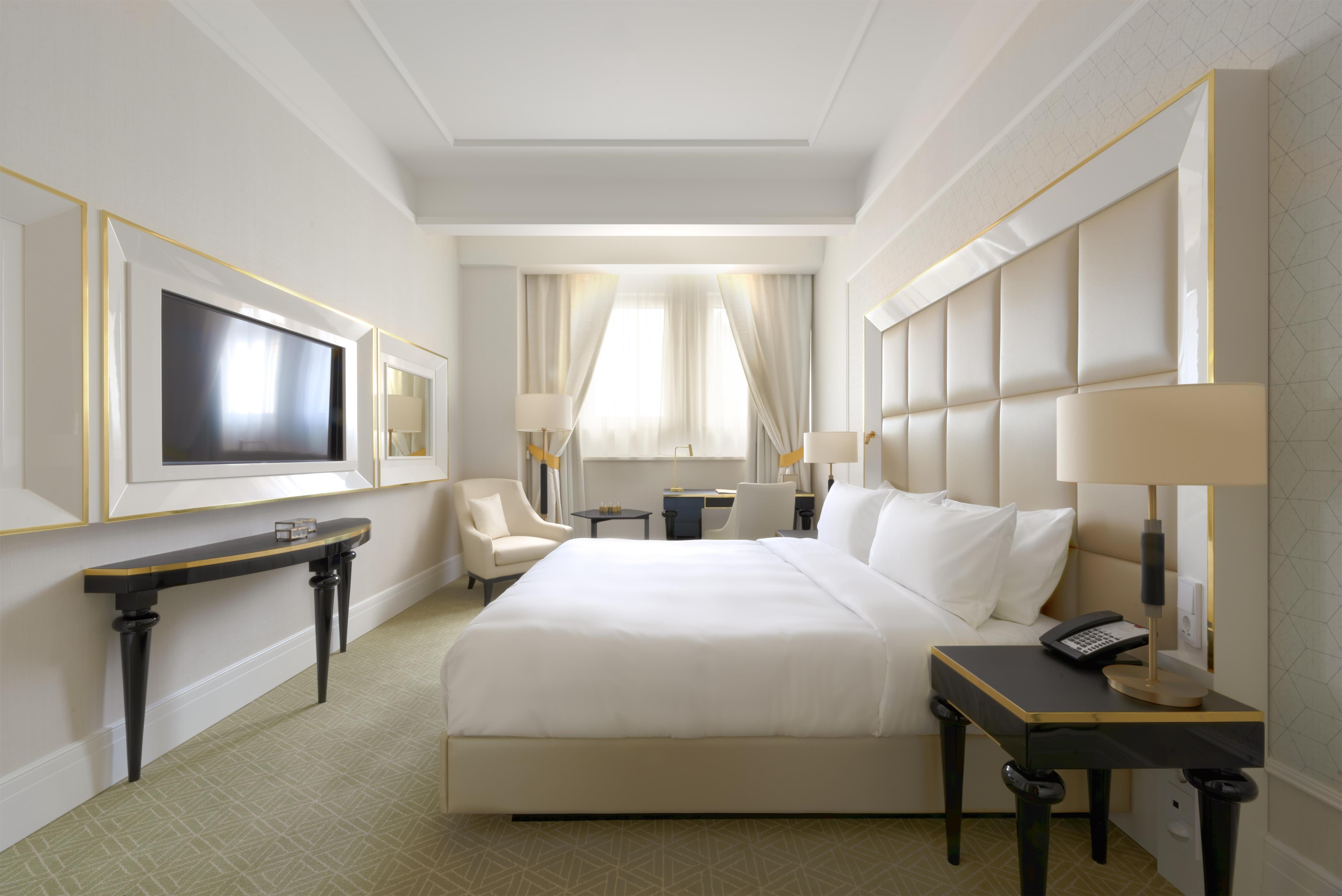 Double King Size Bed