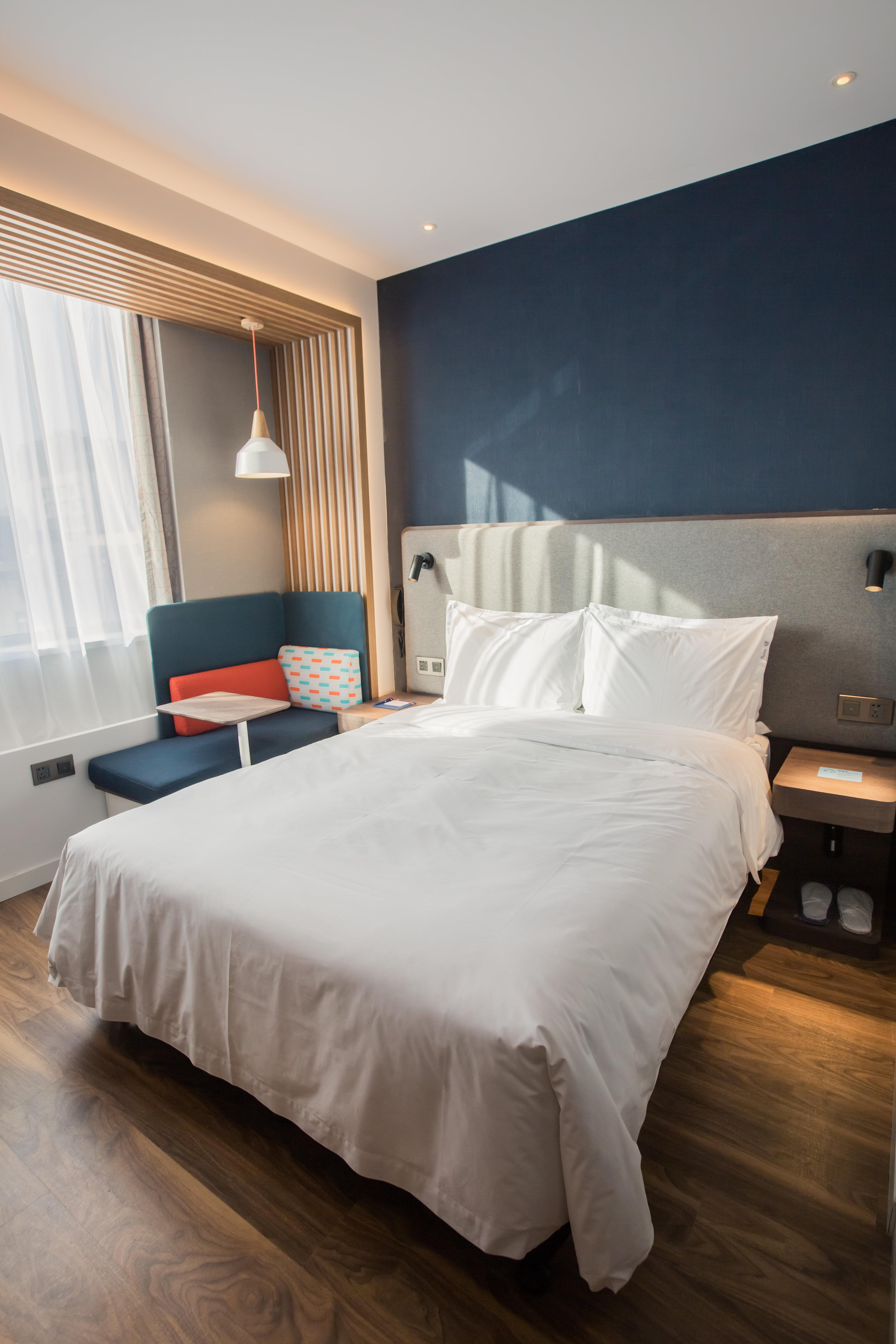 Double King Size Bed