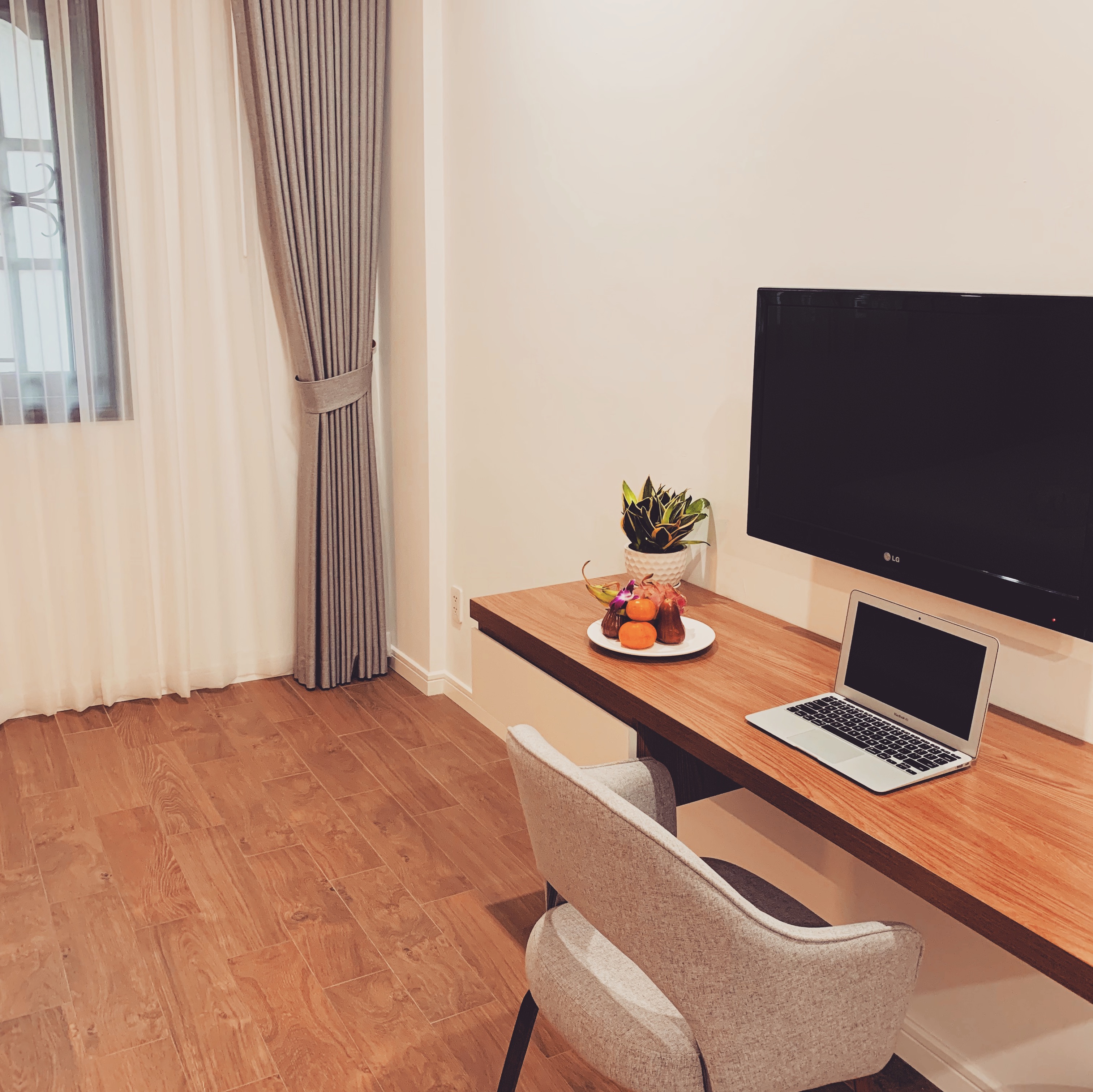 Twin Deluxe City View