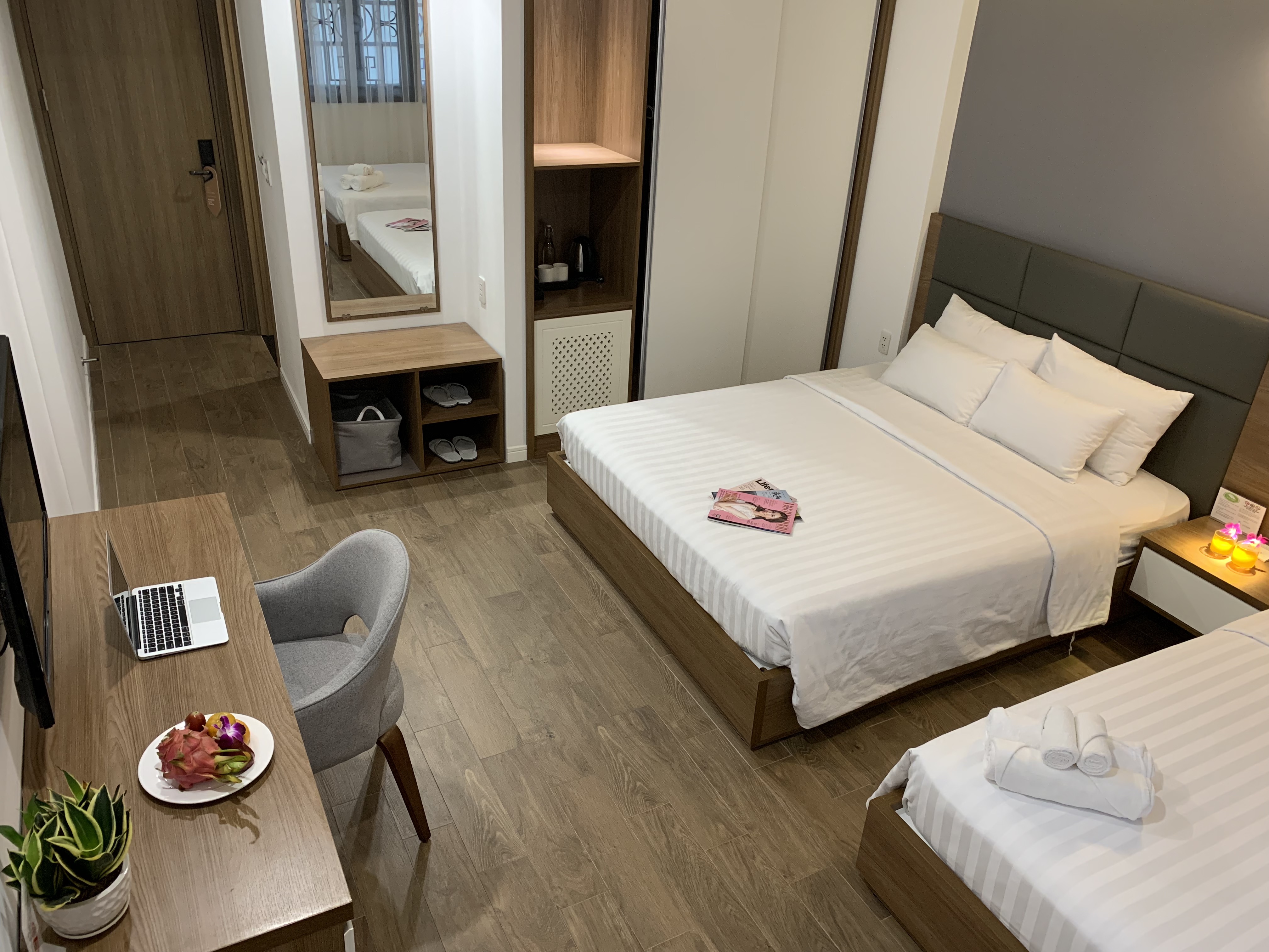 Twin Deluxe City View