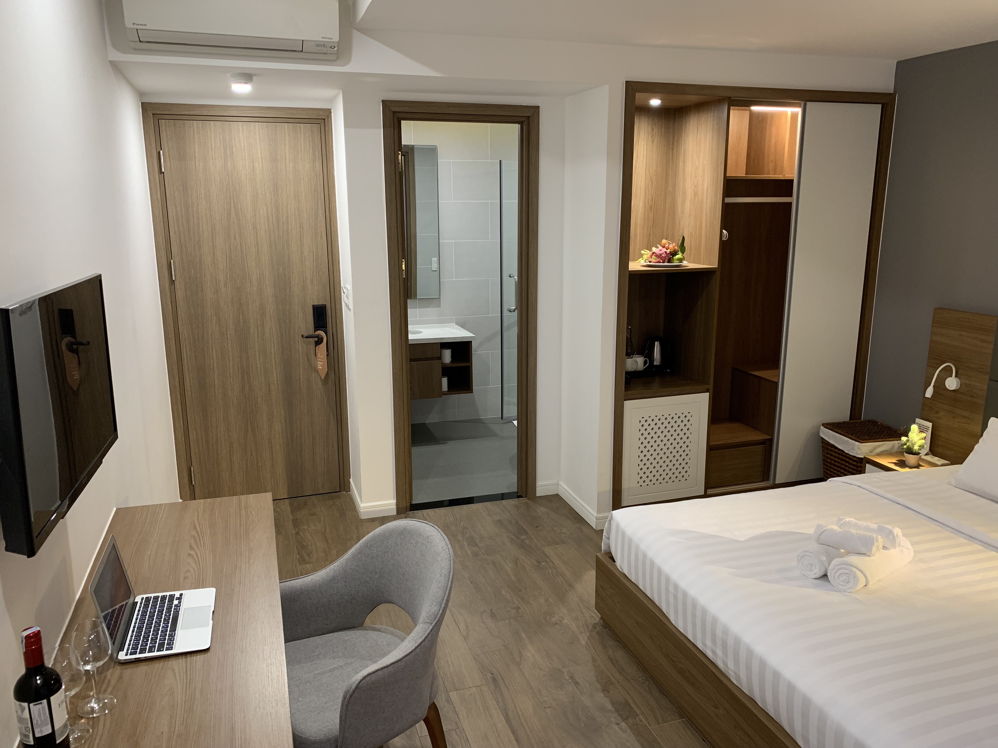 Double Deluxe Premier