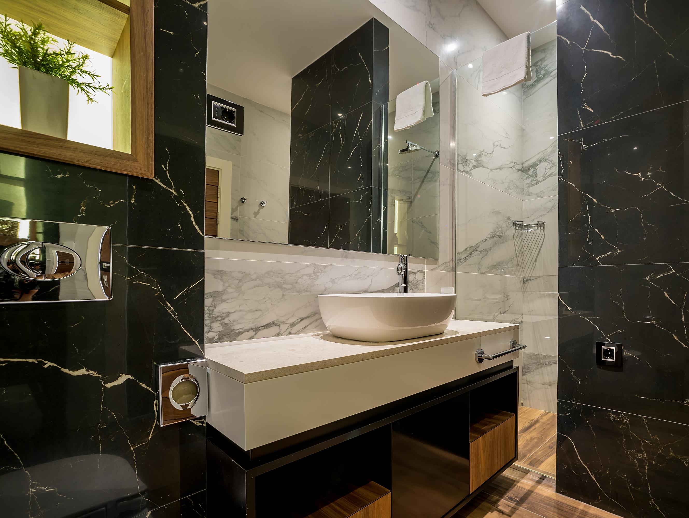 Double Deluxe Sea View with Balcony