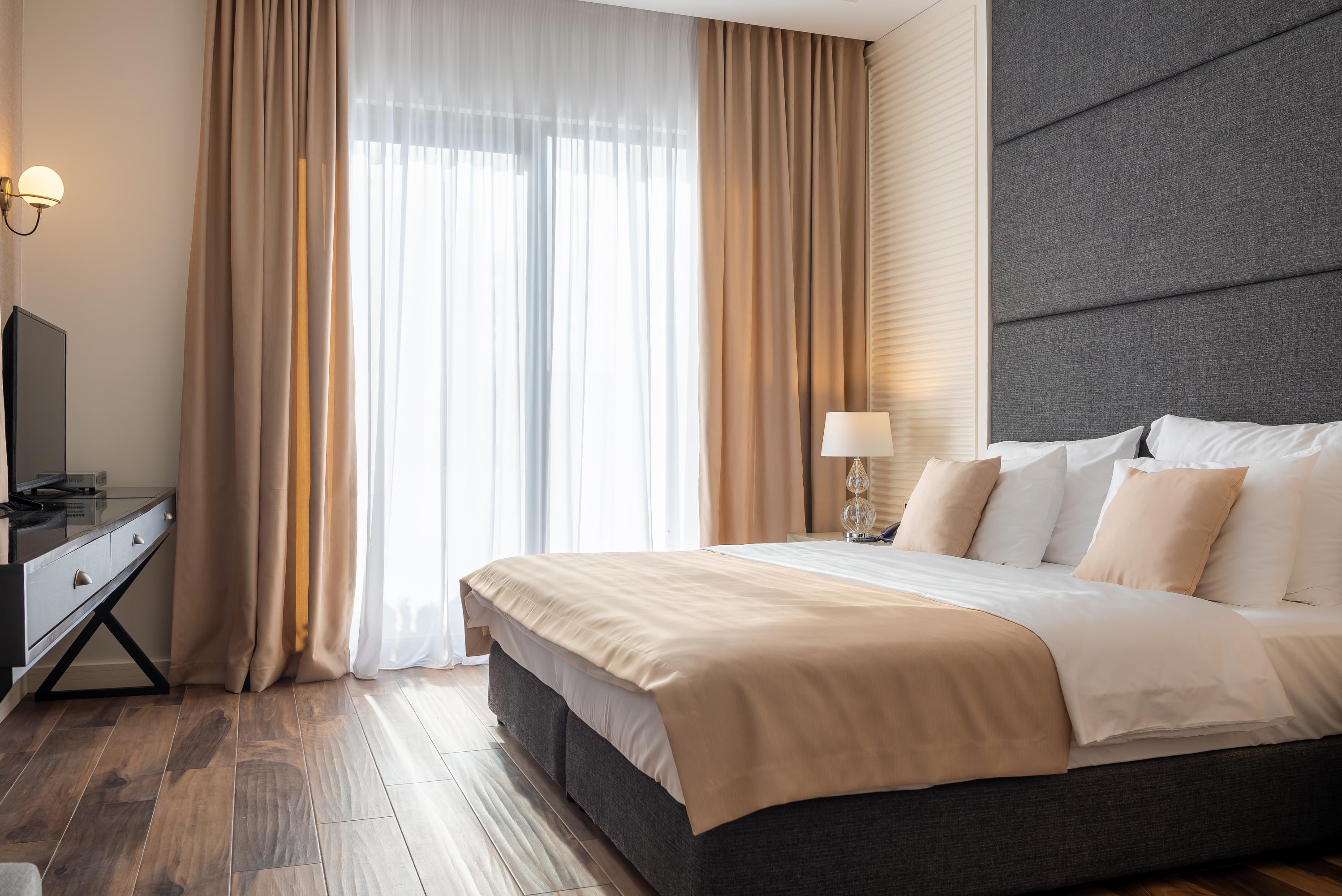 Double Sea View King Bed