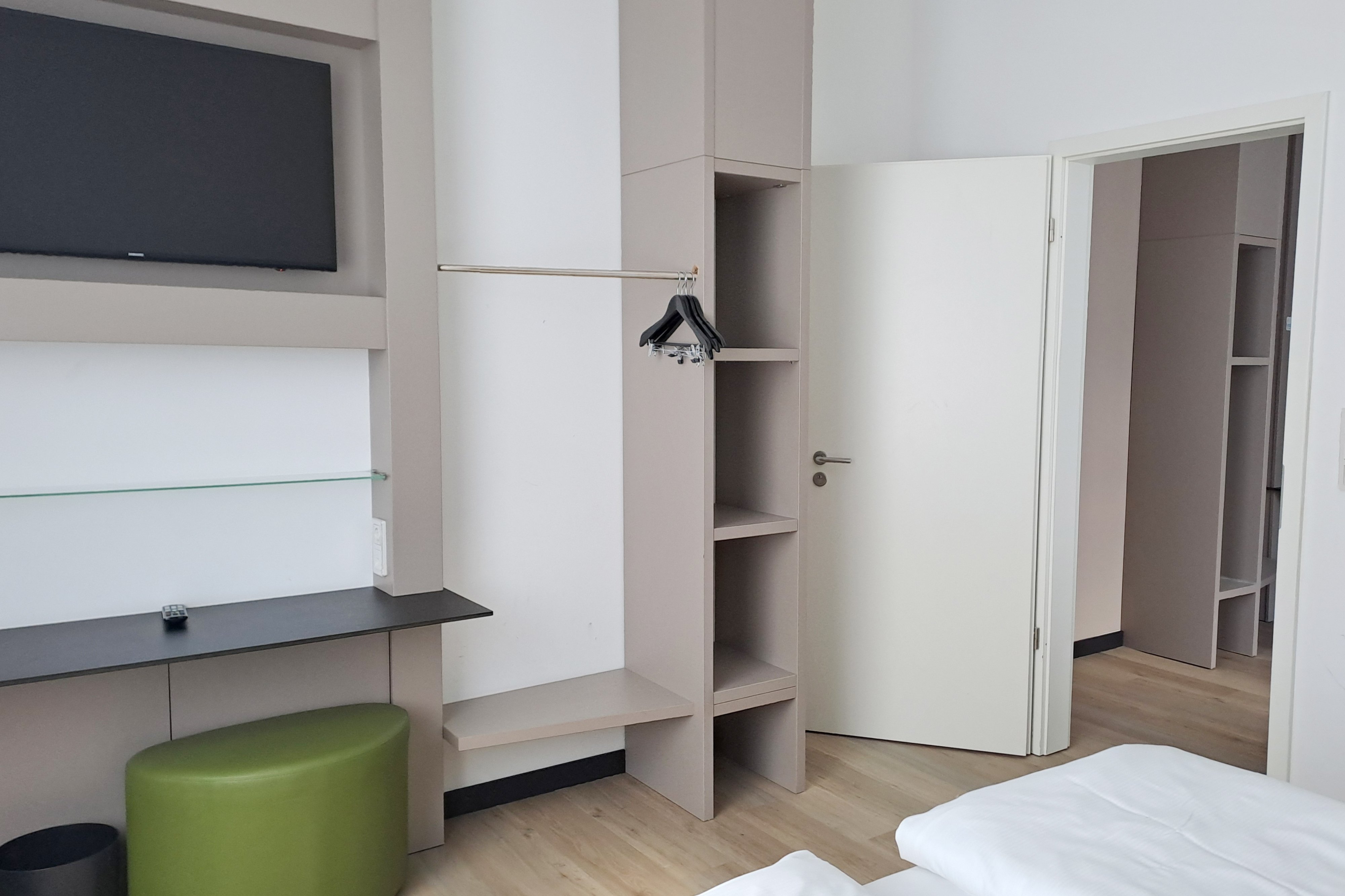 Double Two Queen Beds Premium