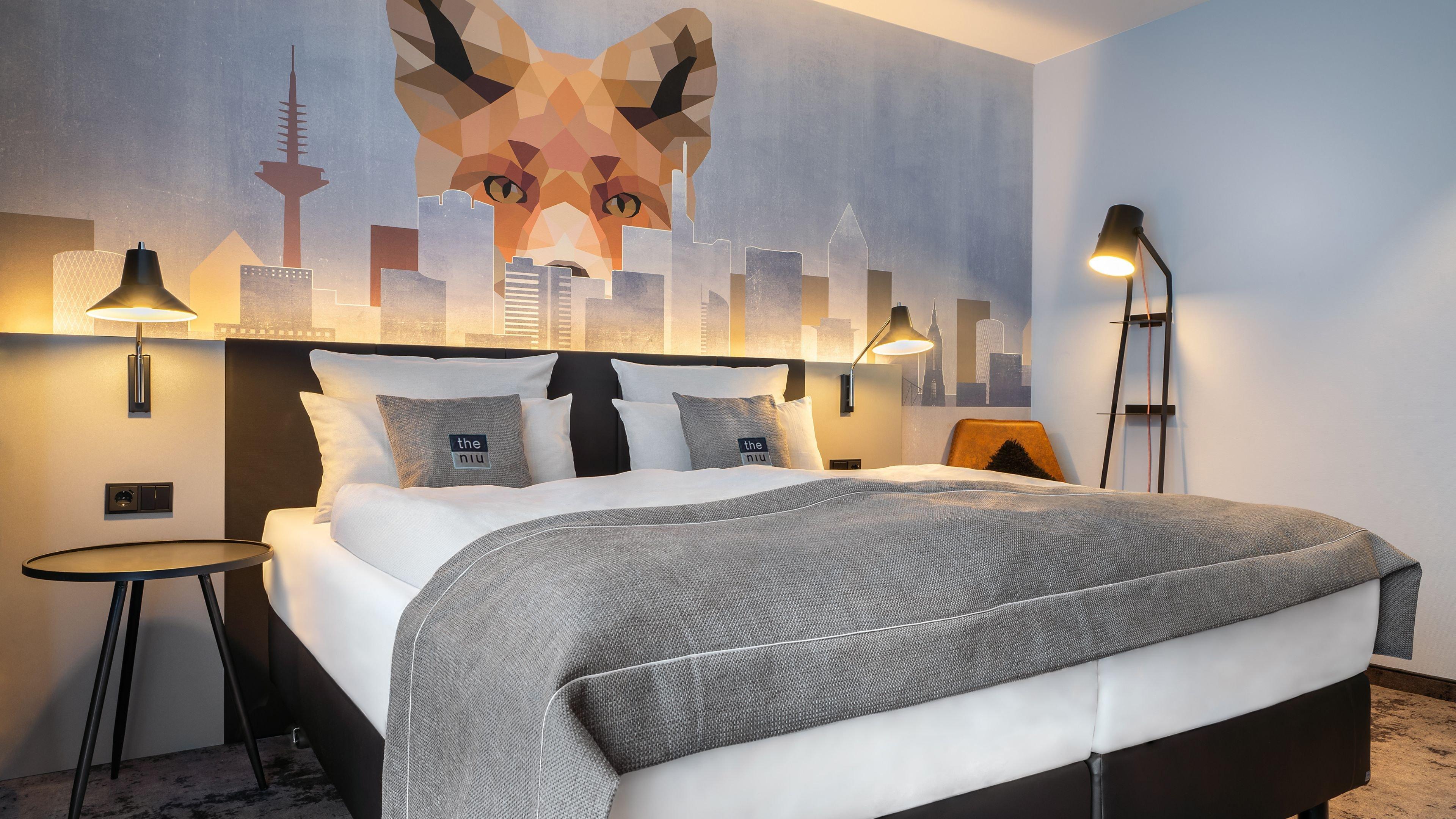 Double or Twin Standard