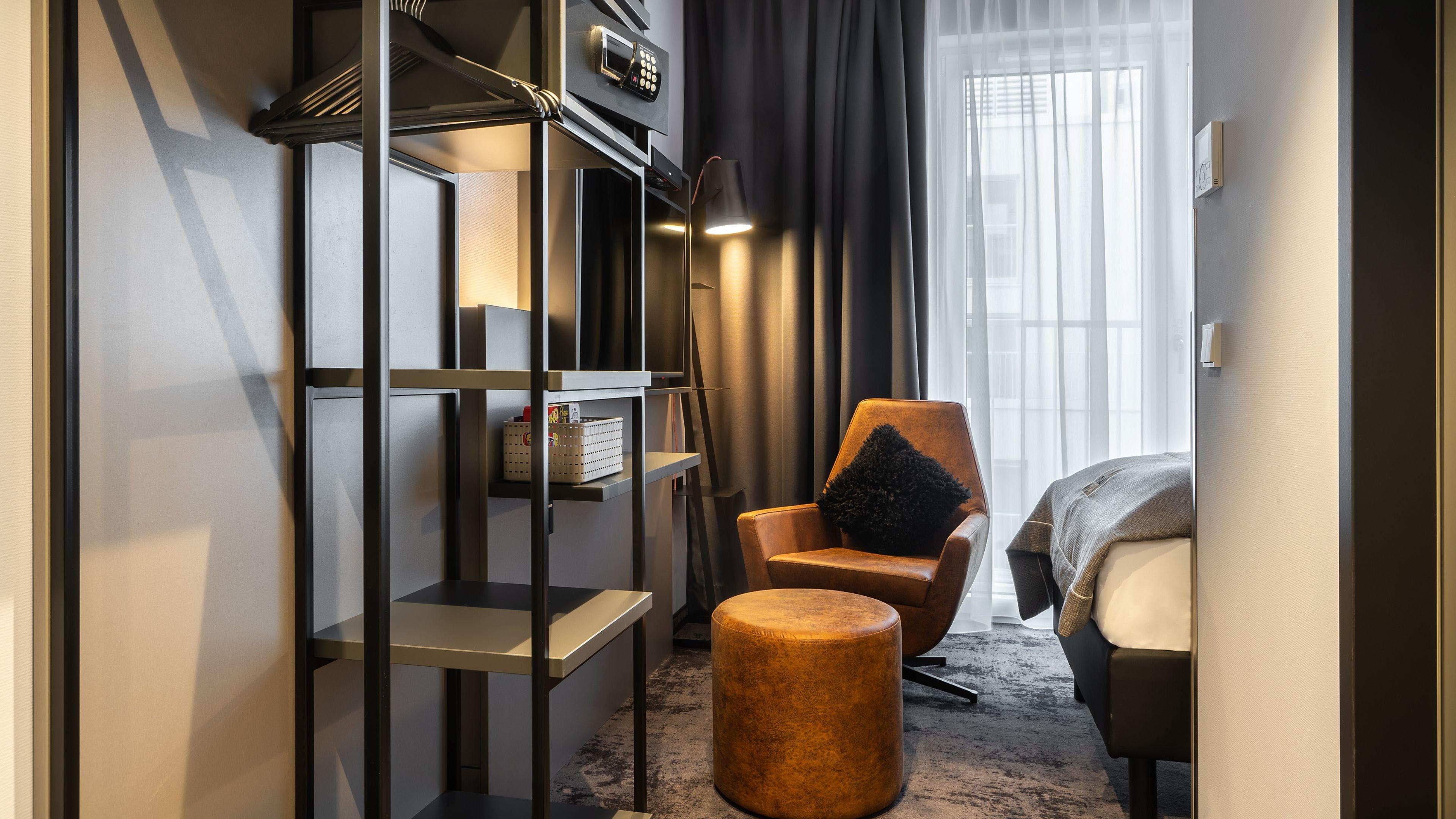 Double Accessible-queen Size Bed