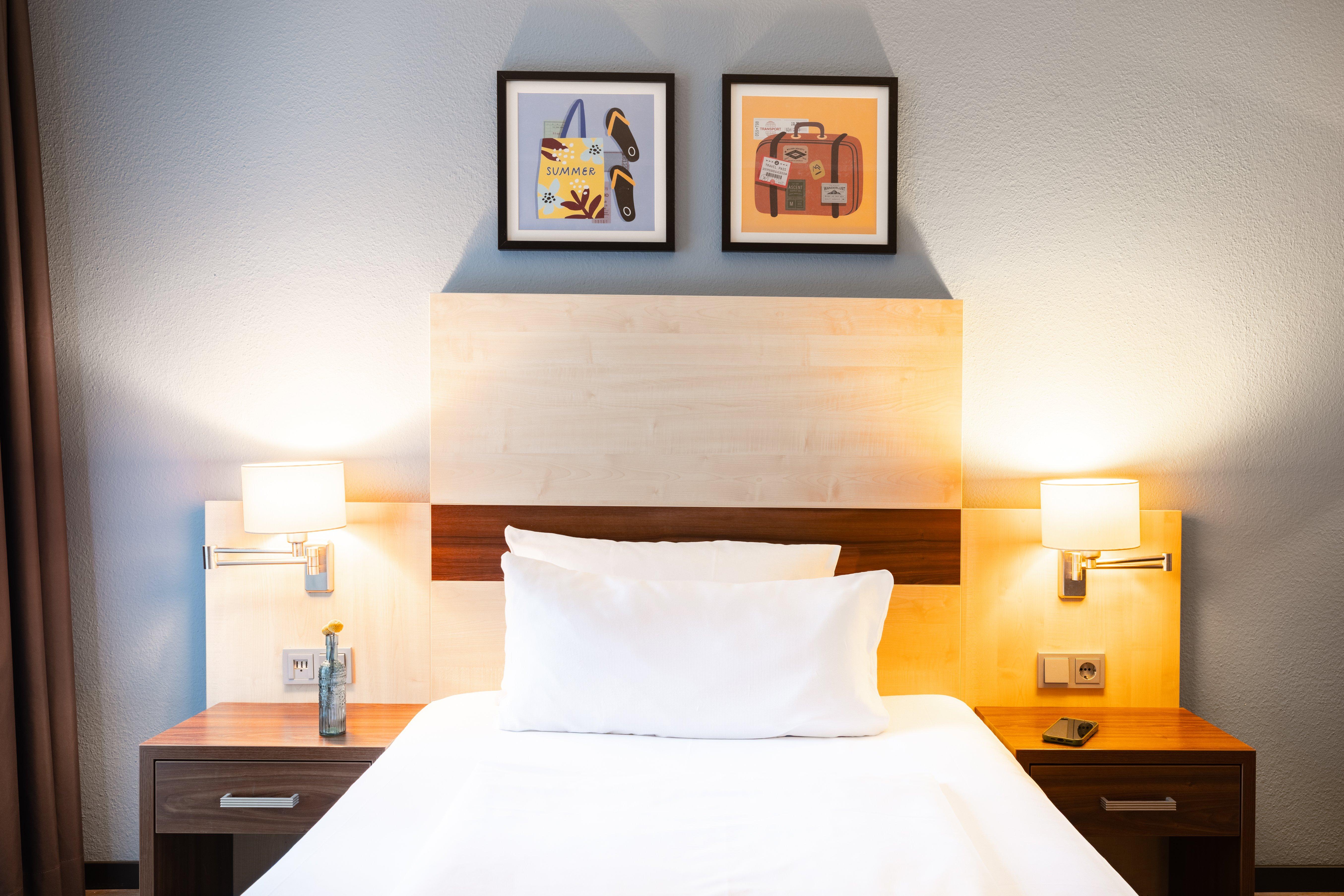 Double or Twin Standard