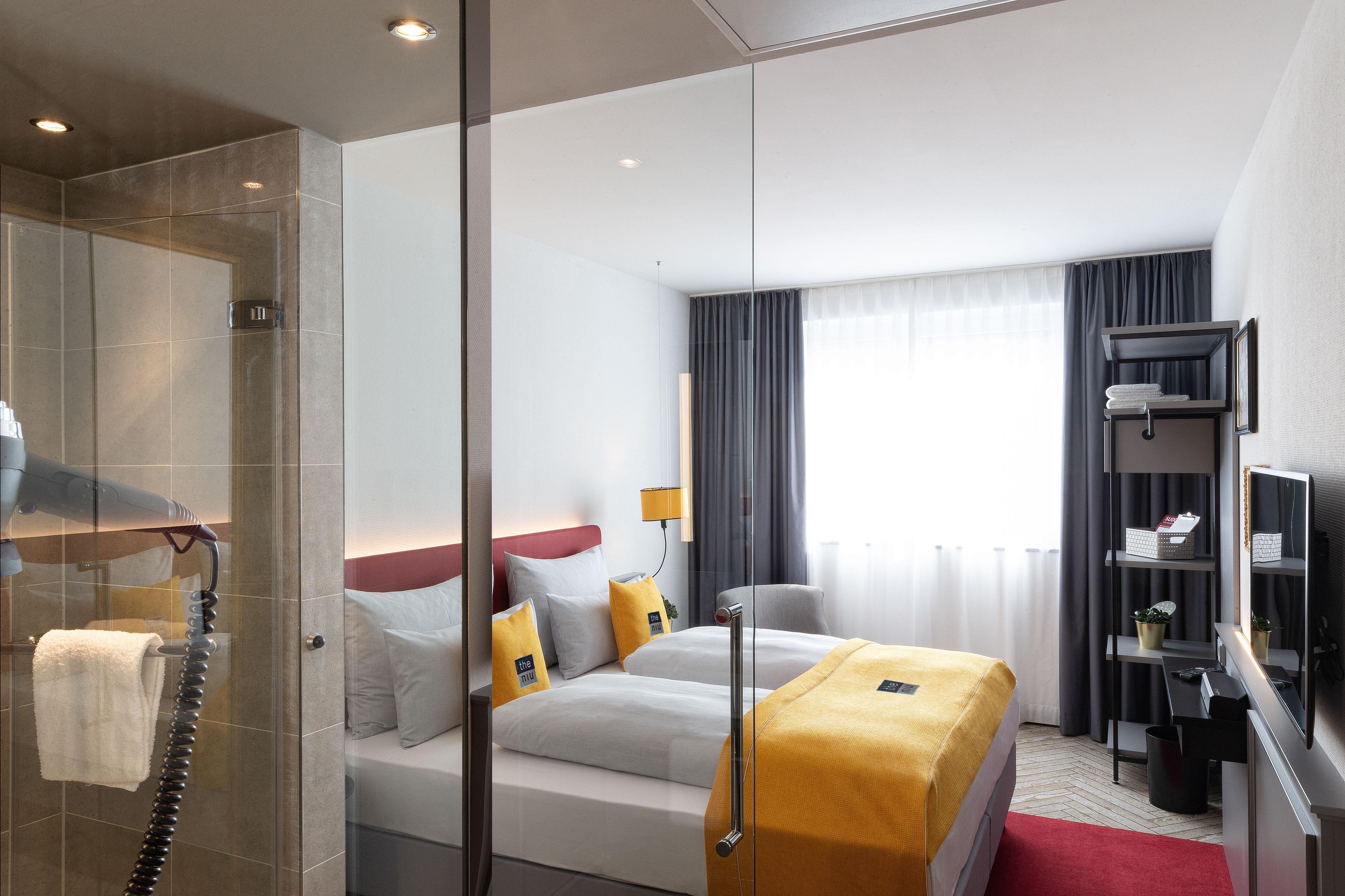 Double Premium Queen Bed