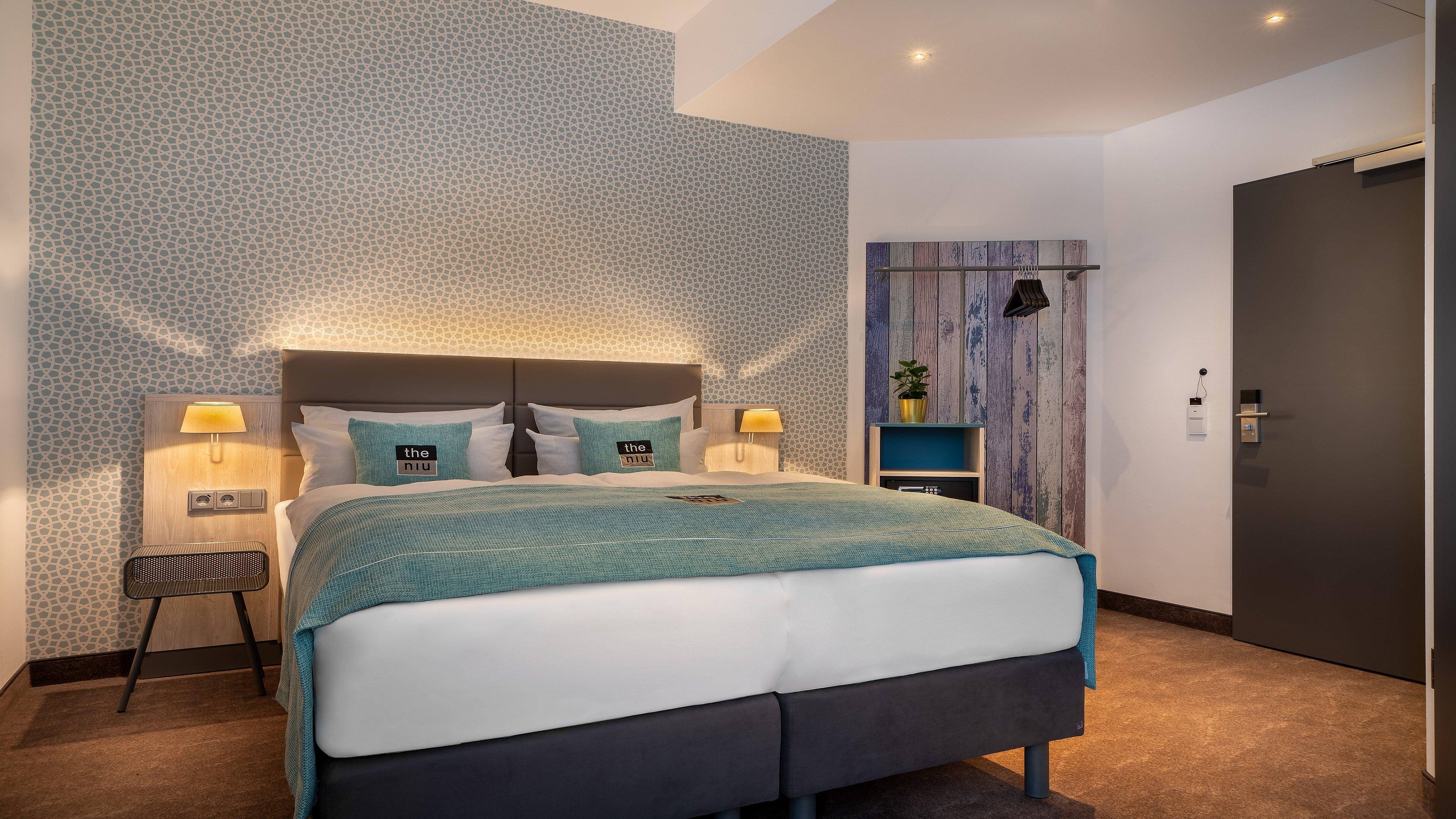 Double Premium Queen Bed