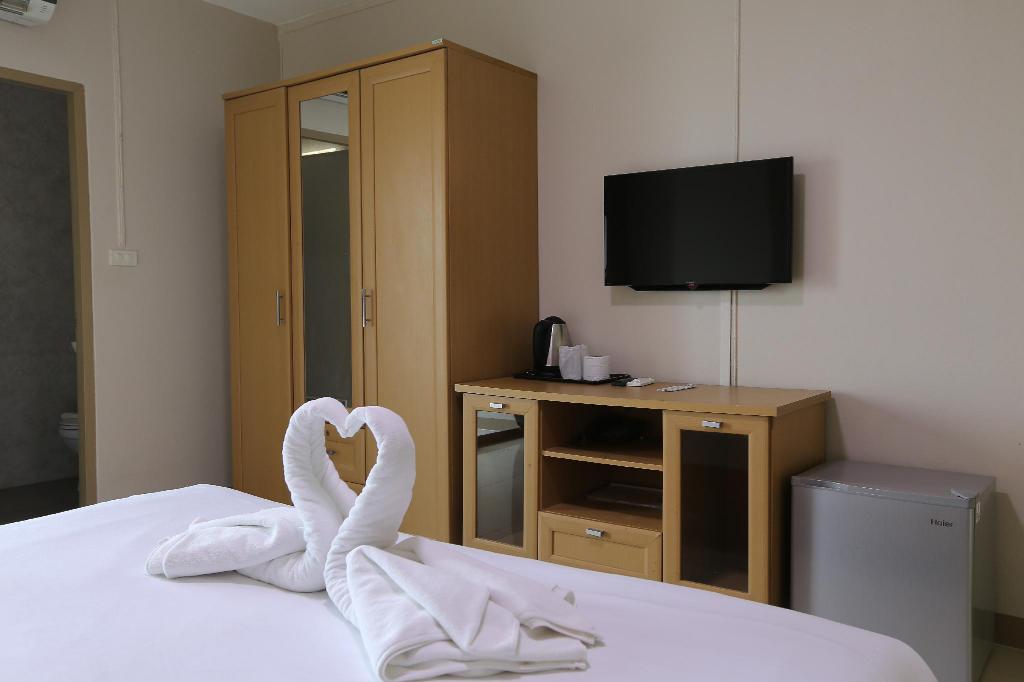 Double or Twin Standard