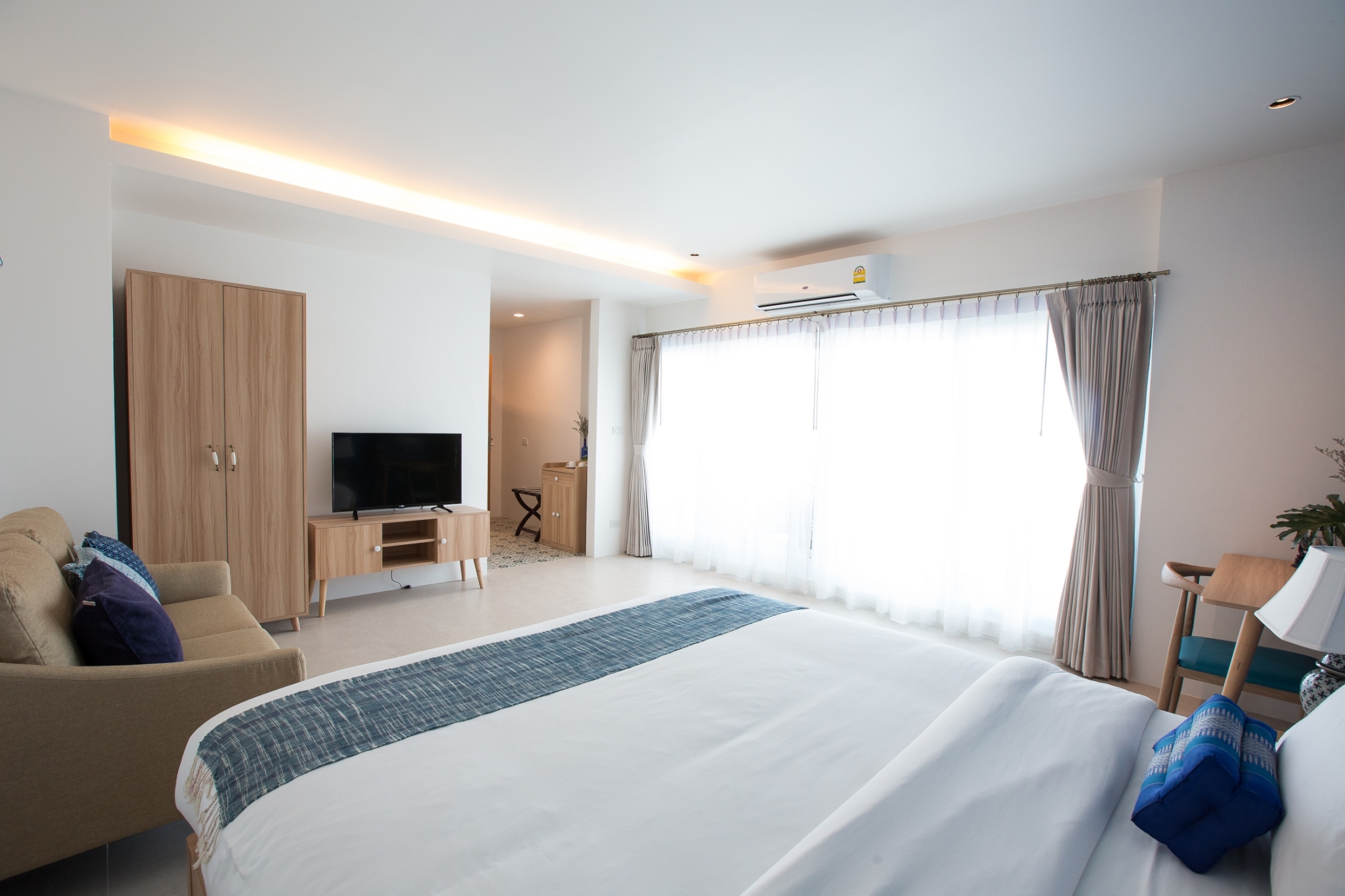 Double Deluxe Pool View