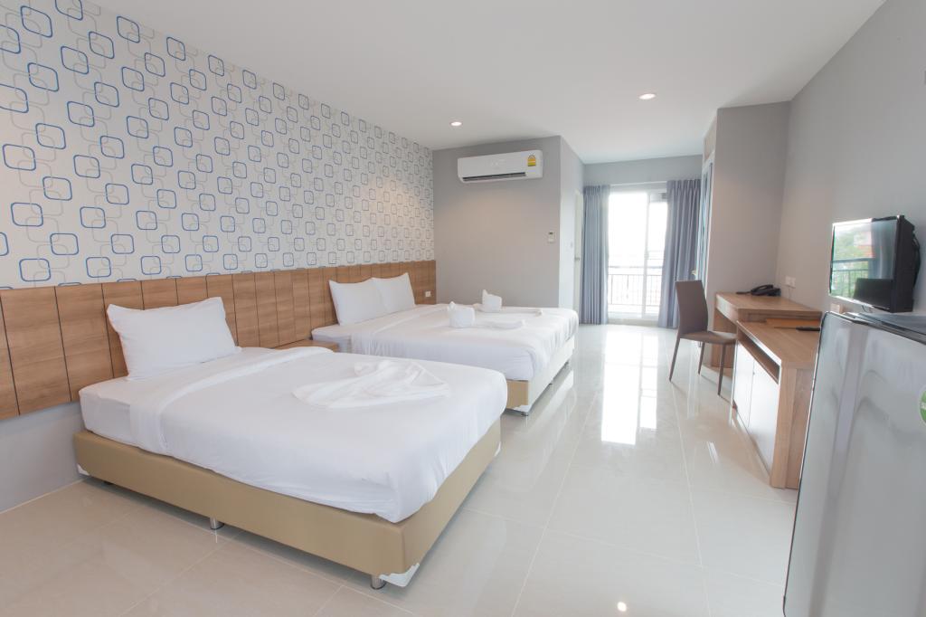 Family Room Capacity 3