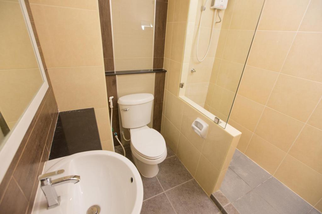 Family Room Capacity 3