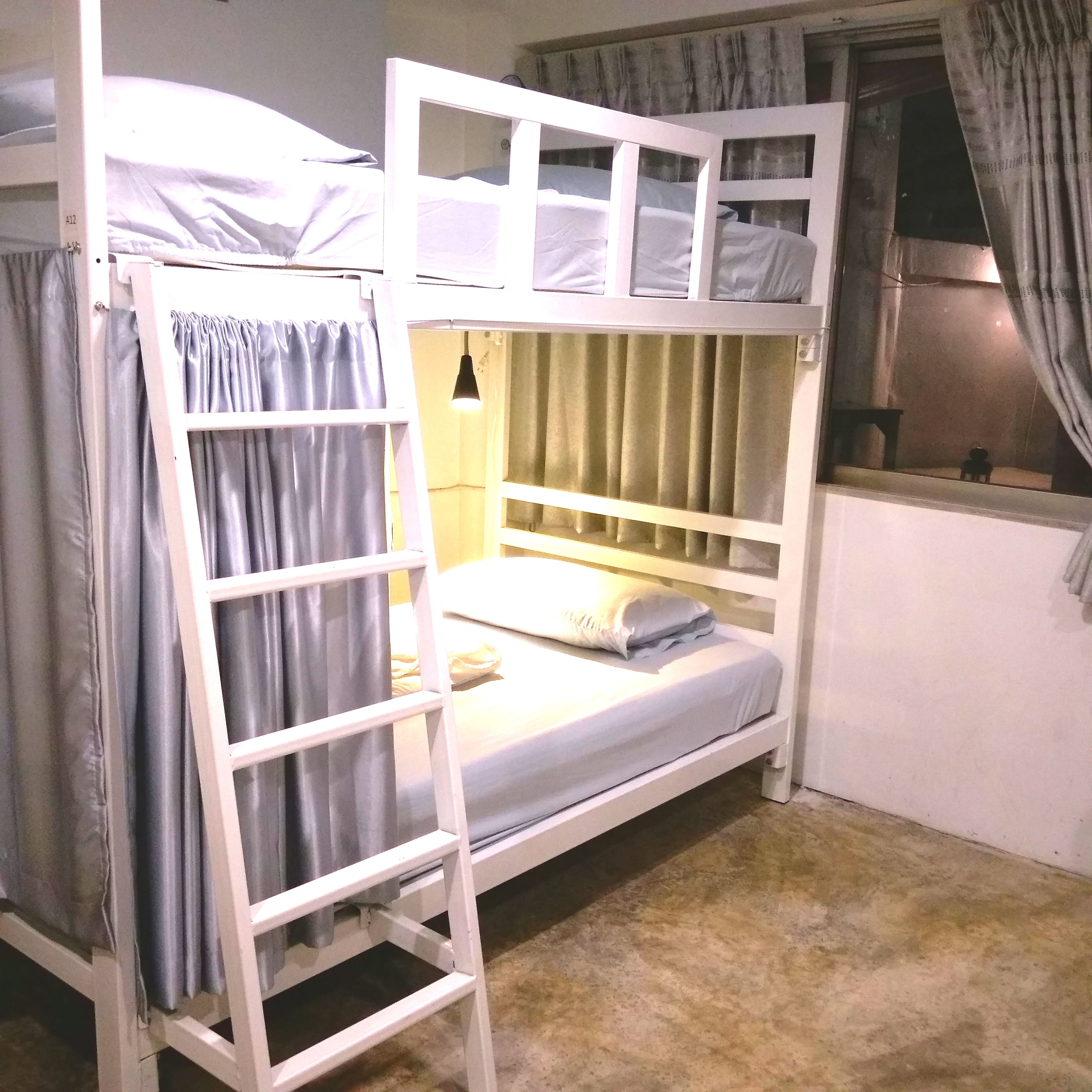 Bed in Dormitory Bunk Bed