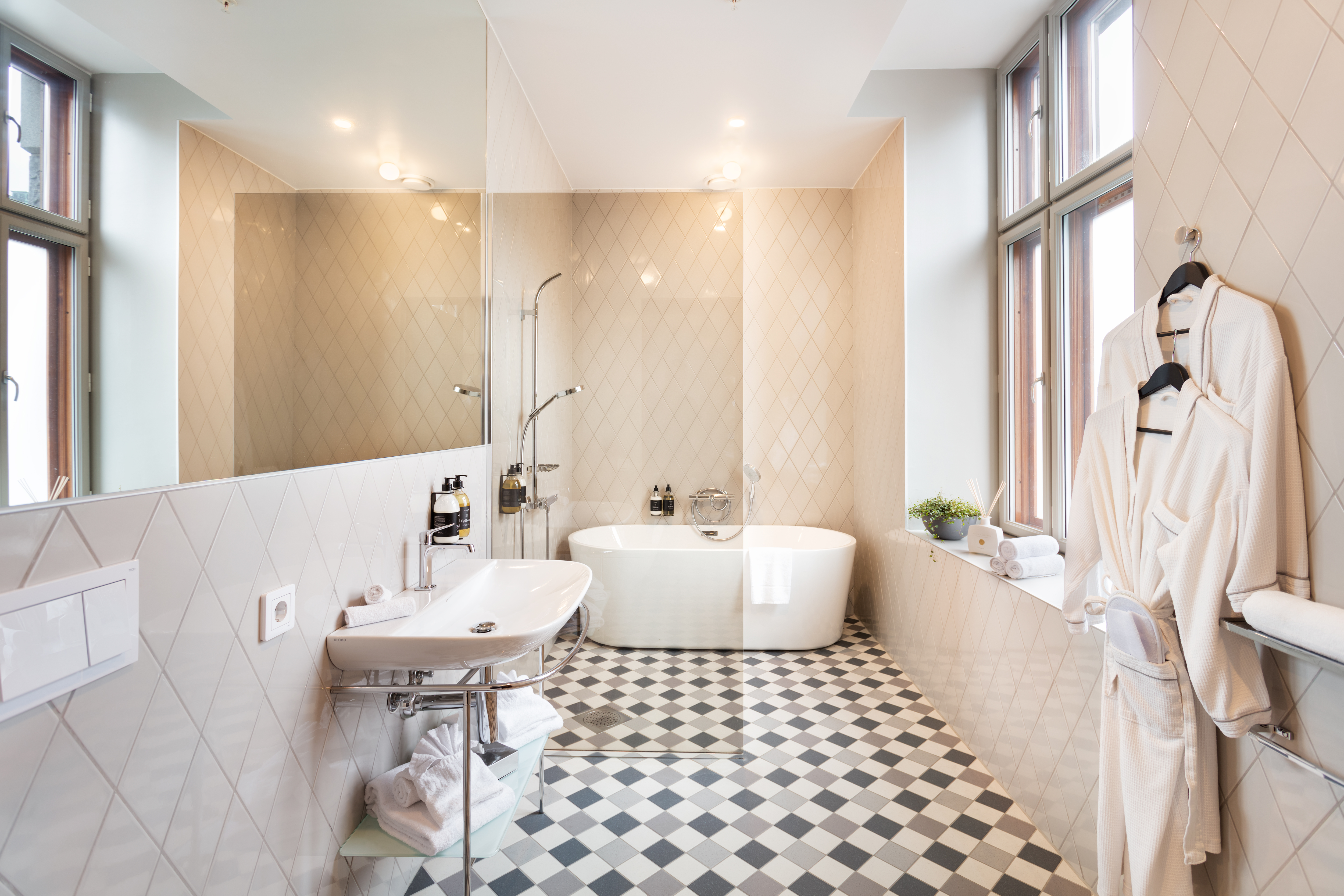 Junior Suite City View