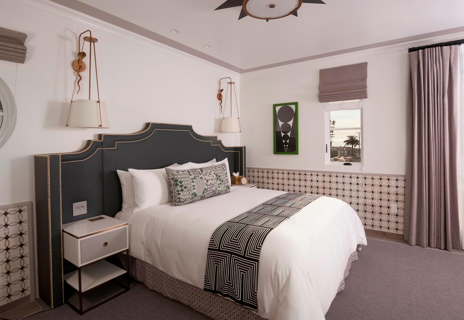 Double Queen Size Bed