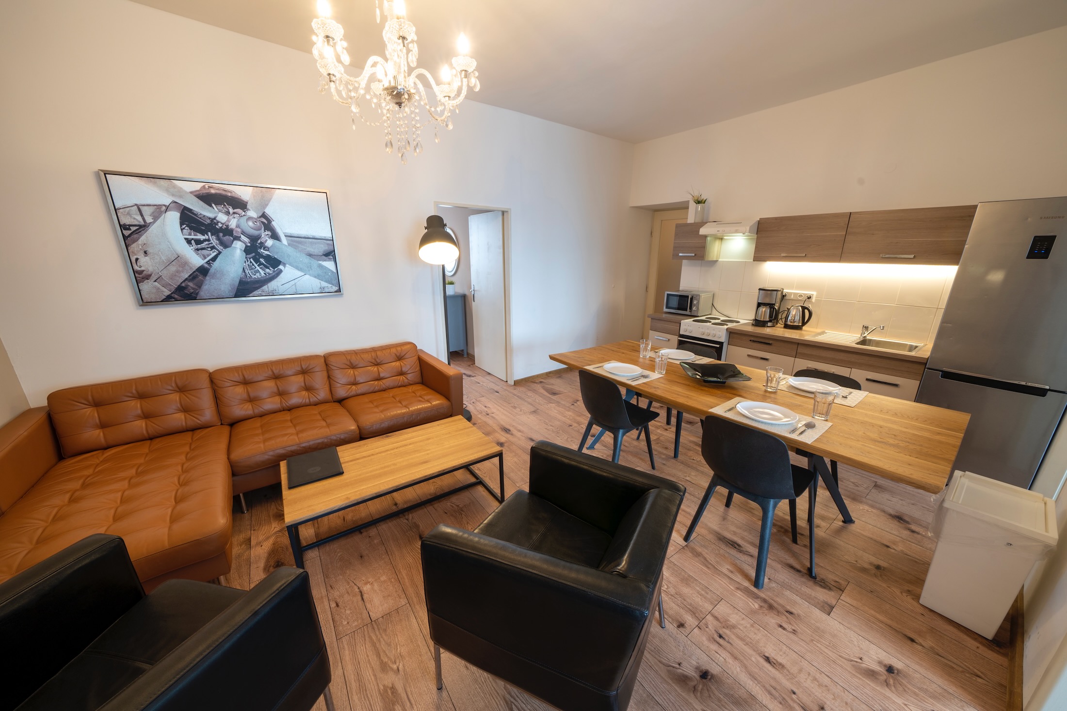 Apartment Four Bedrooms Two Bathrooms