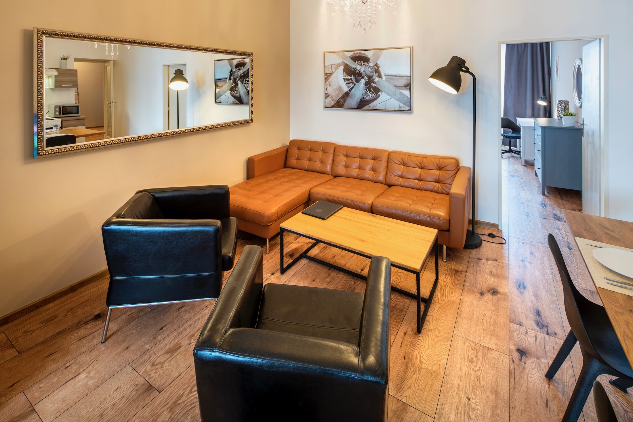 Apartment Four Bedrooms Two Bathrooms