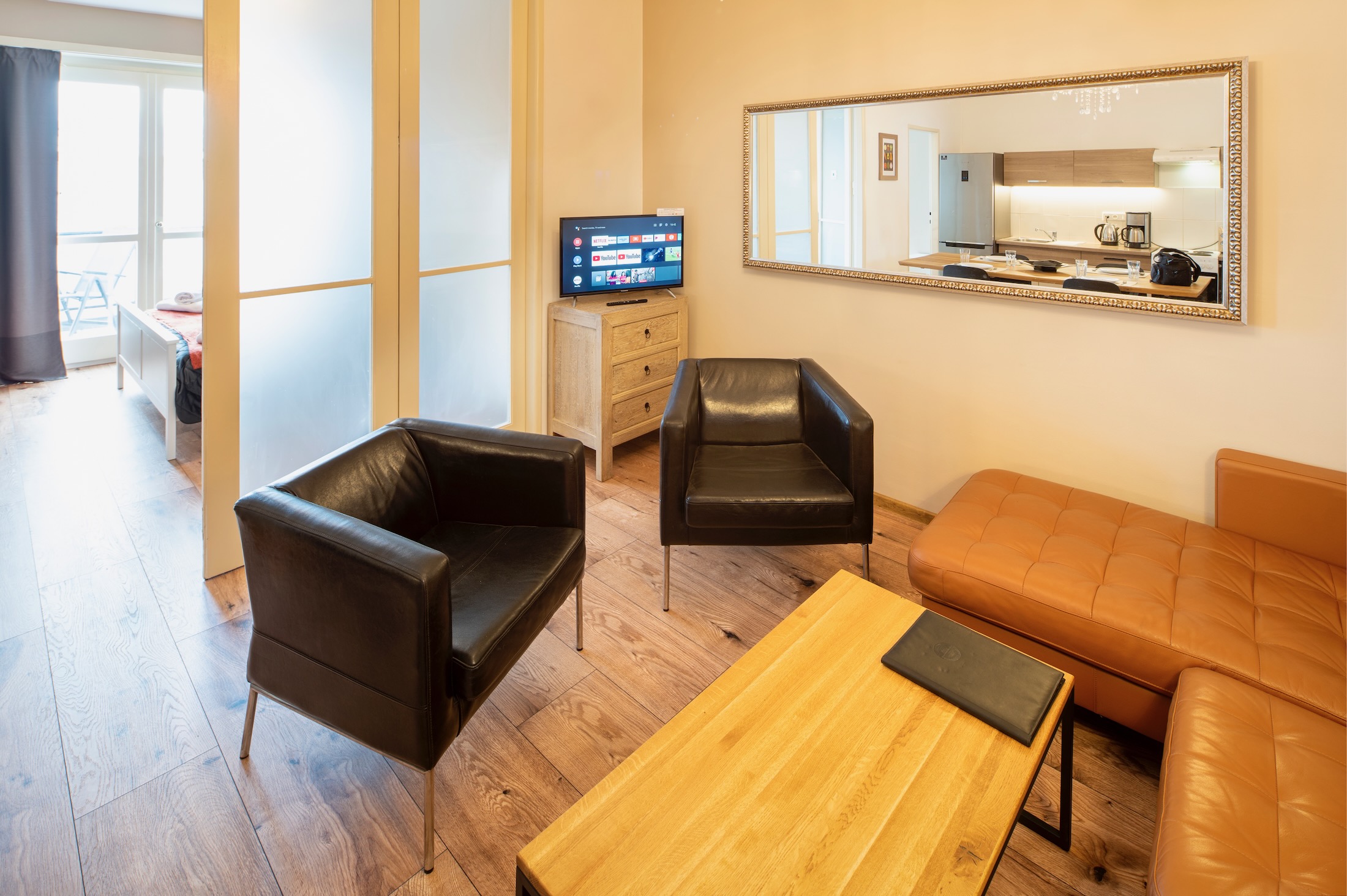 Apartment Four Bedrooms Two Bathrooms