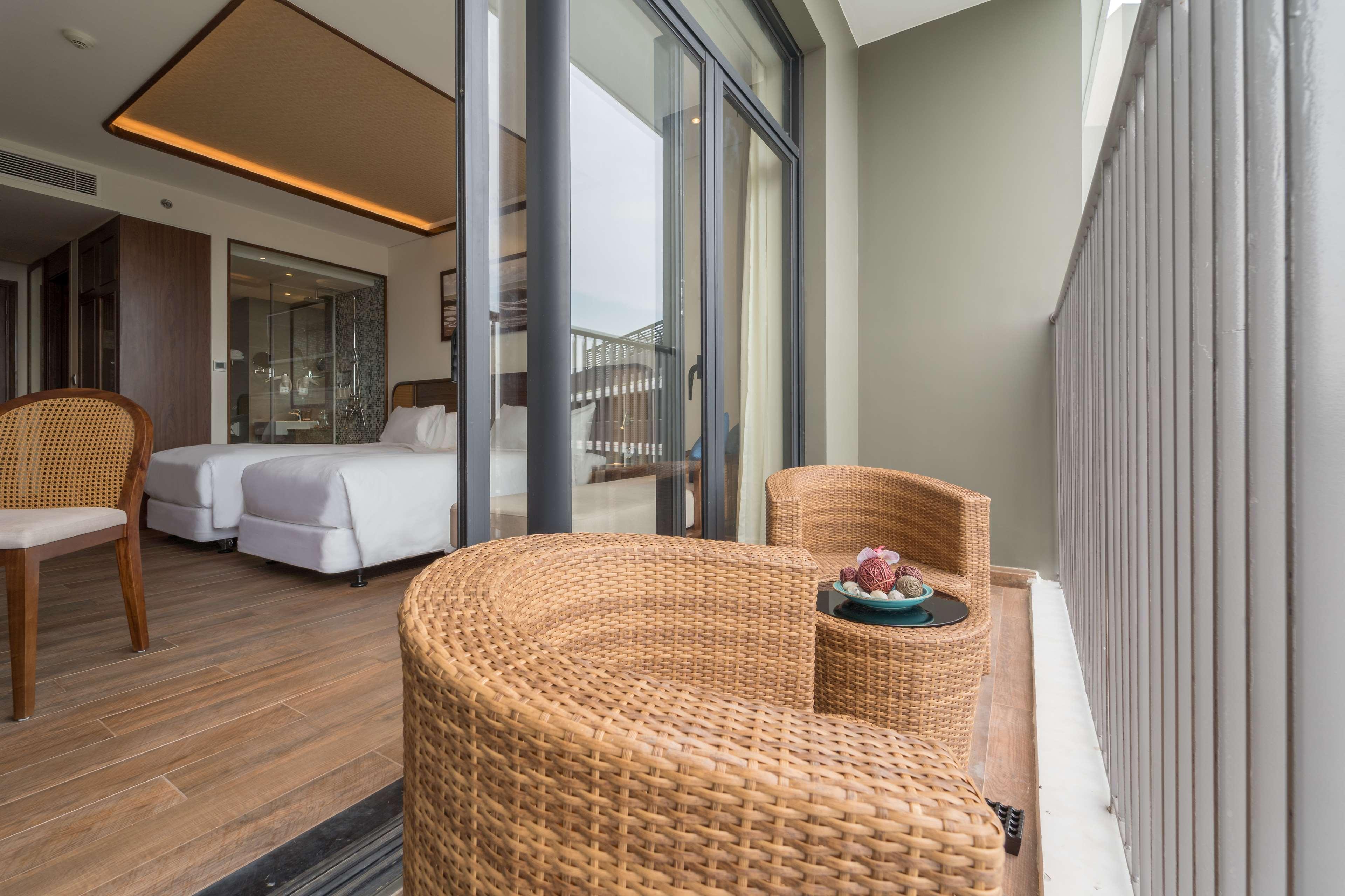 Twin Premier Sea View