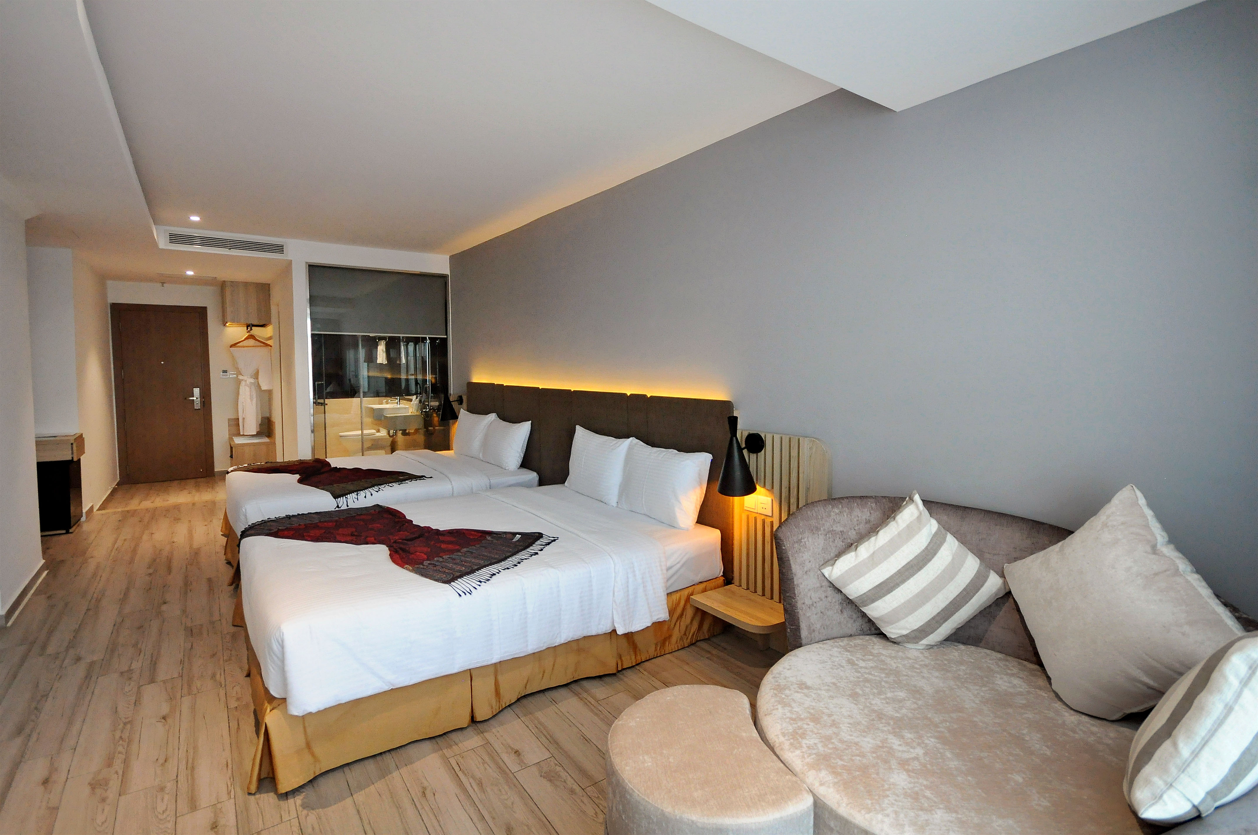 Quadruple Deluxe Two Beds