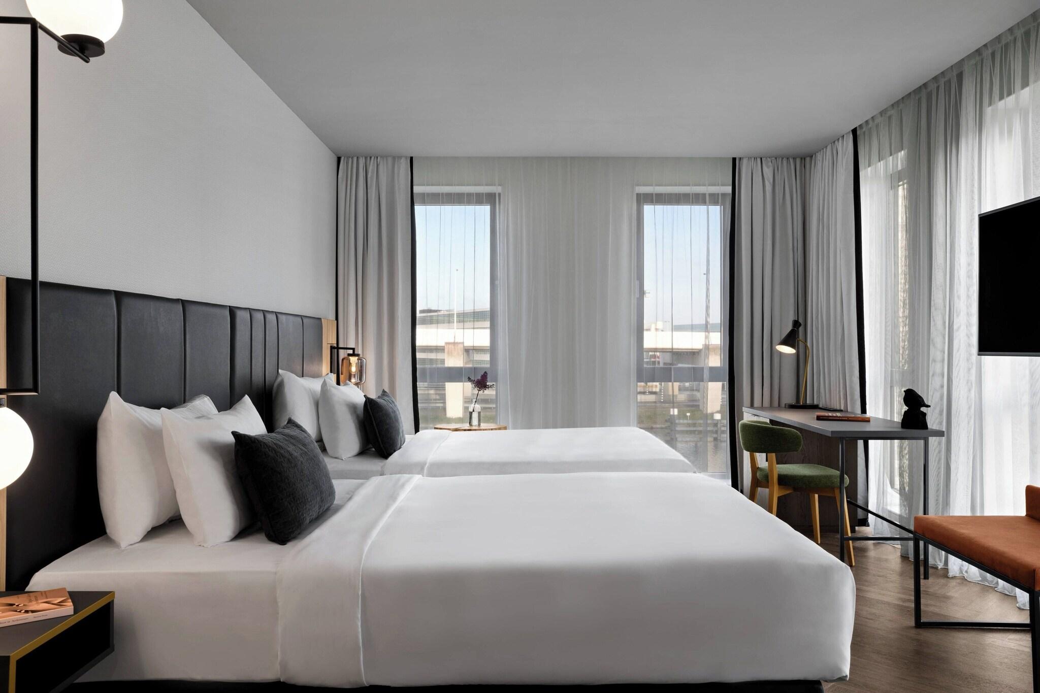 Quadruple Deluxe Two Double Beds