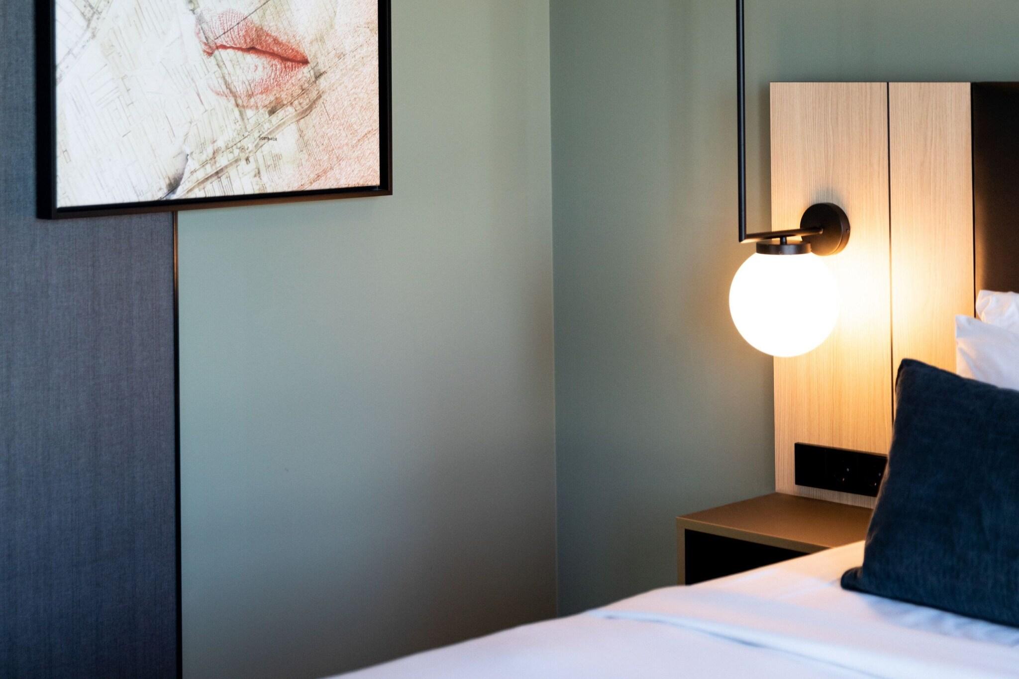 Double Executive King Bed