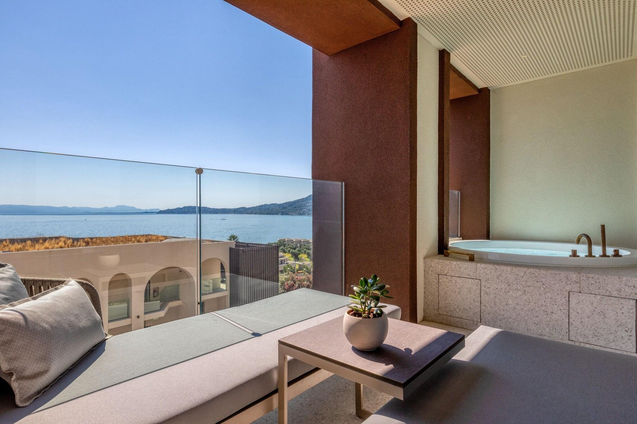 Studio King Bed with Jacuzzi