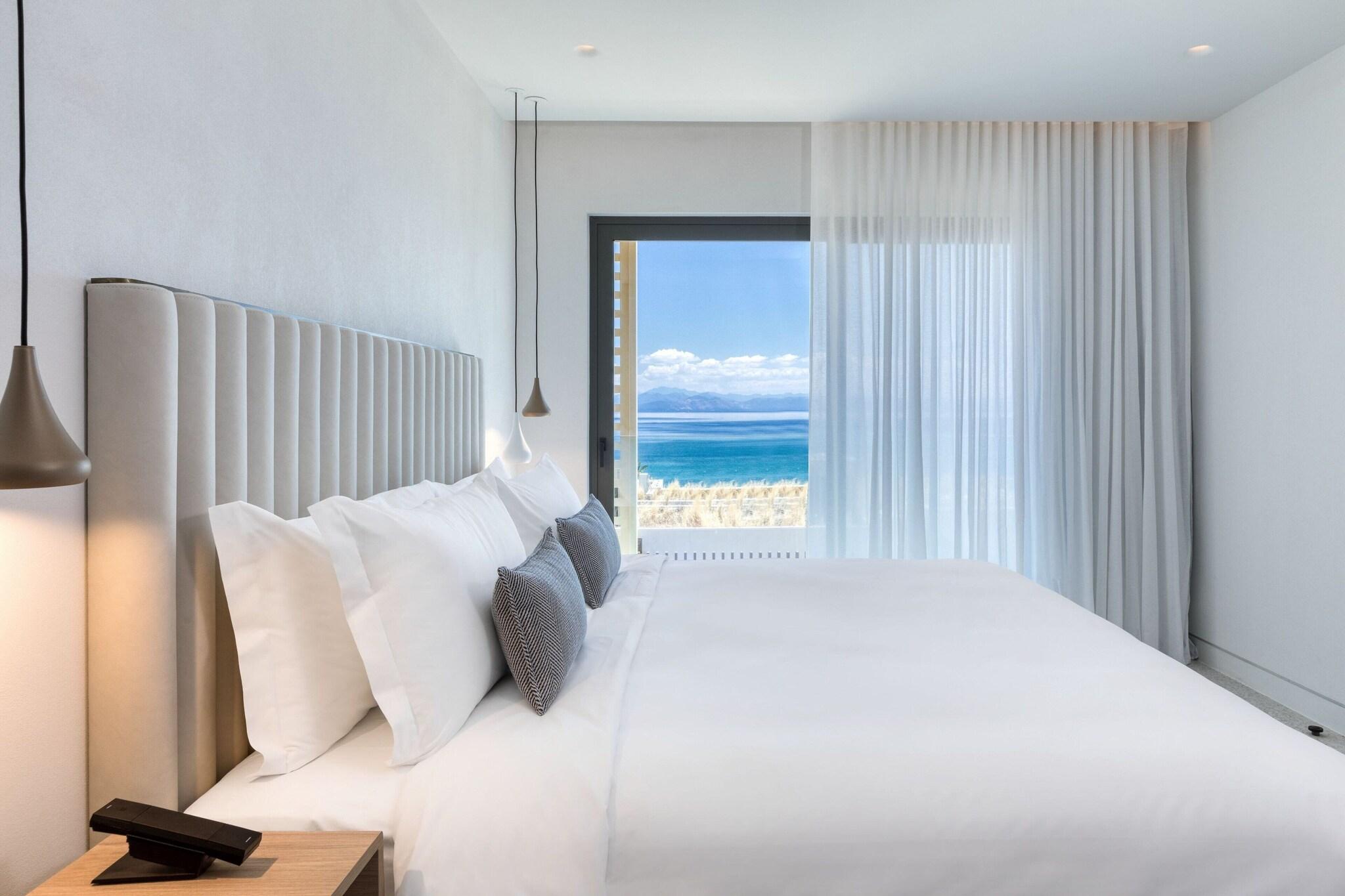 Studio King Size Bed