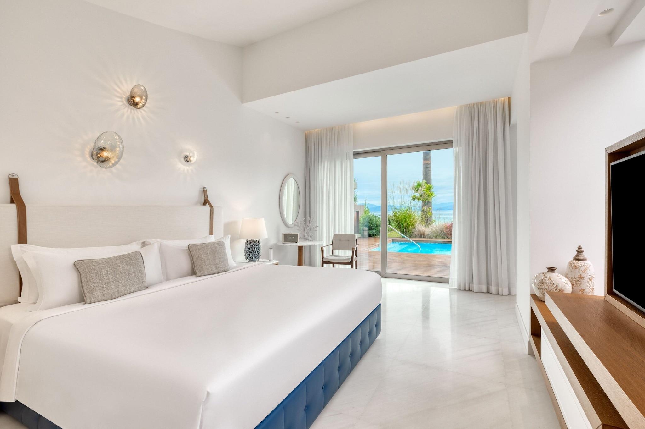 Suite with Private Pool