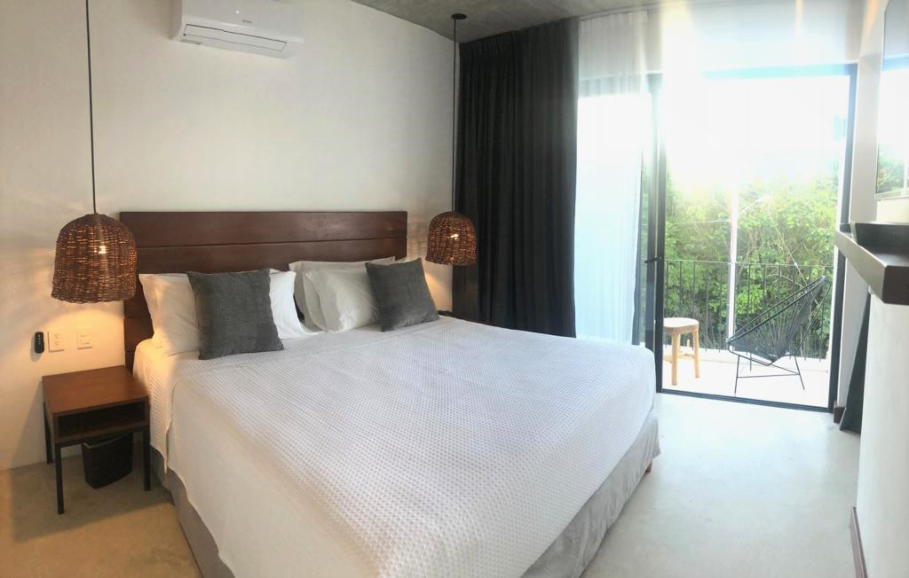 Double Superior Queen Bed