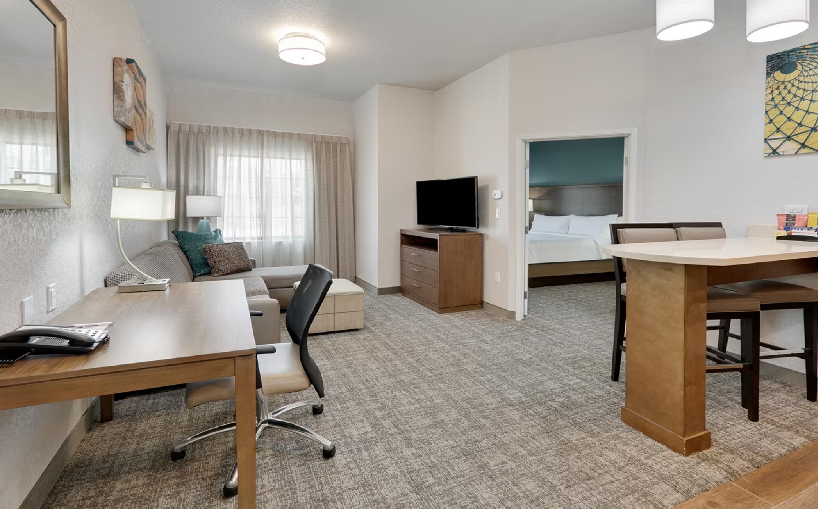 Suite Two Queen Beds One Bedroom