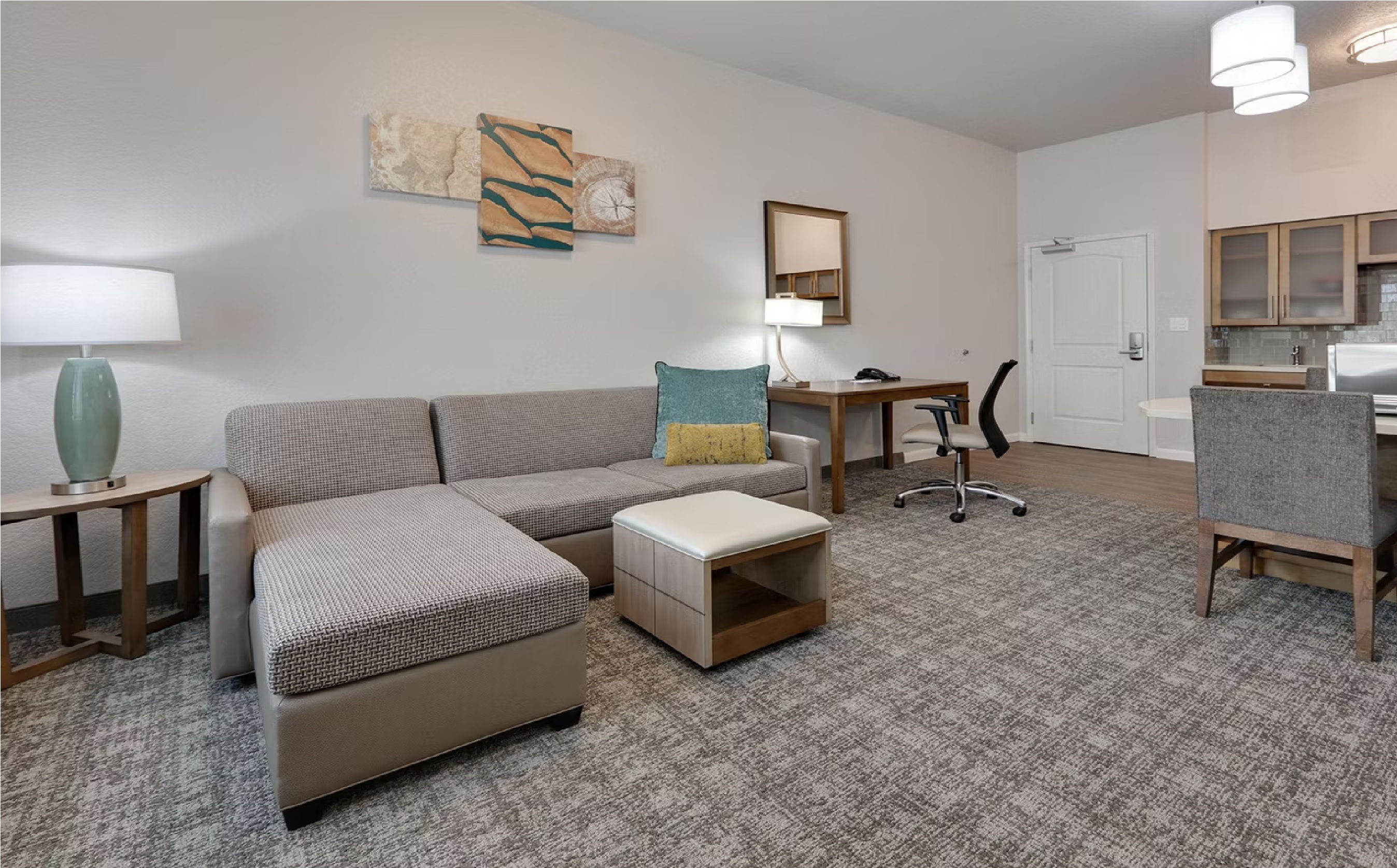 Studio Queen Size Bed