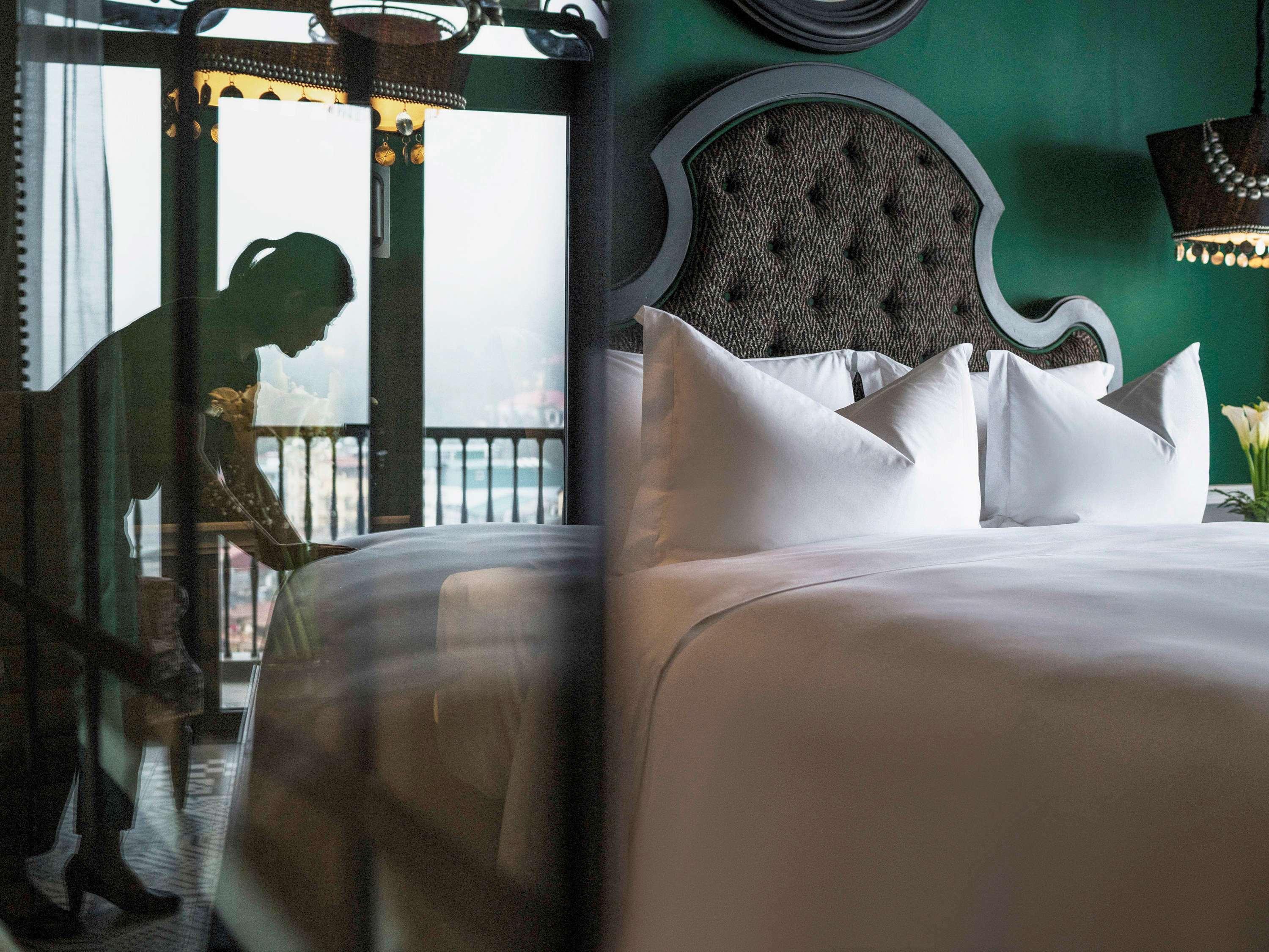 Double Deluxe King Bed