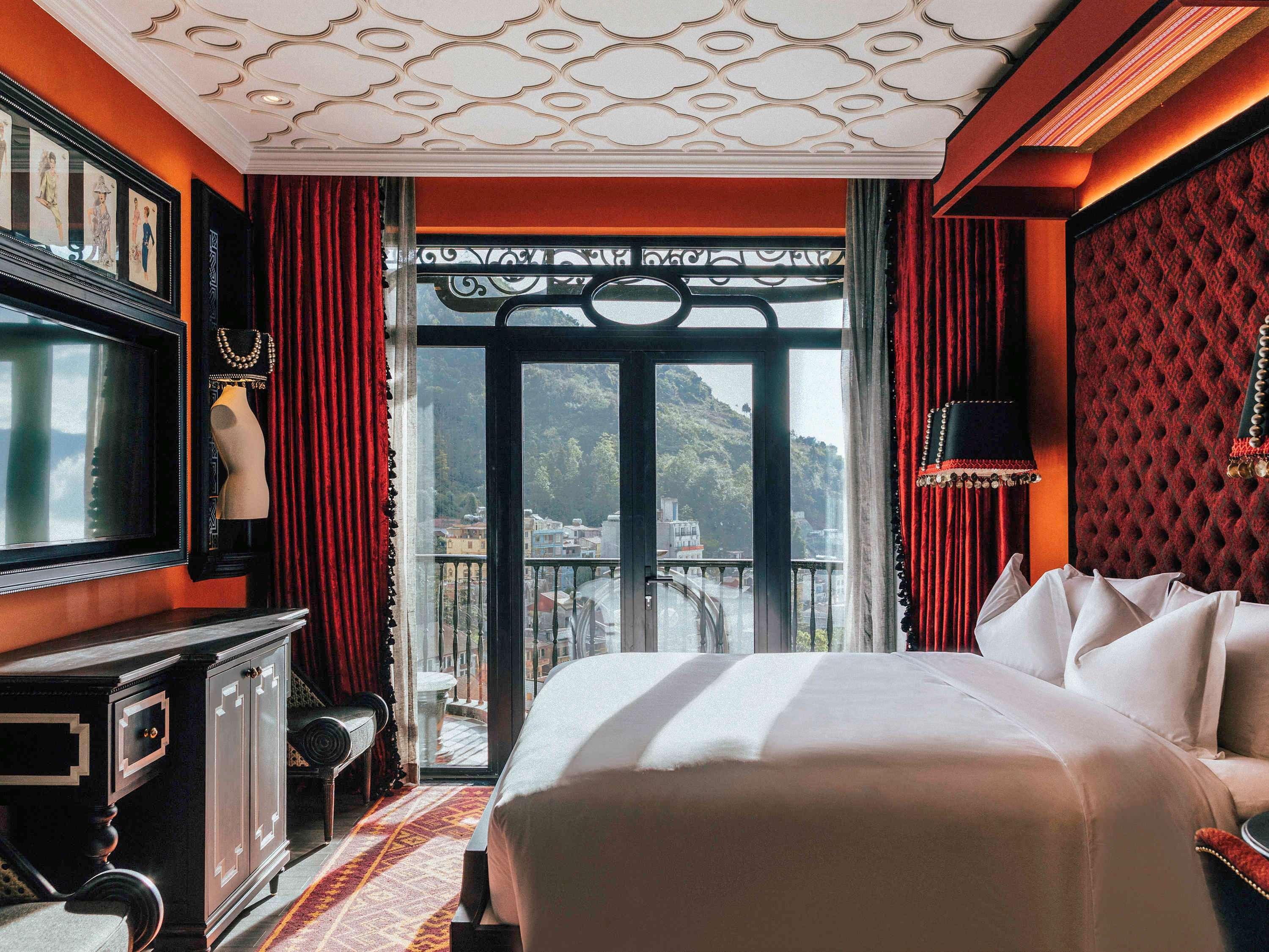 Suite Deluxe King Bed