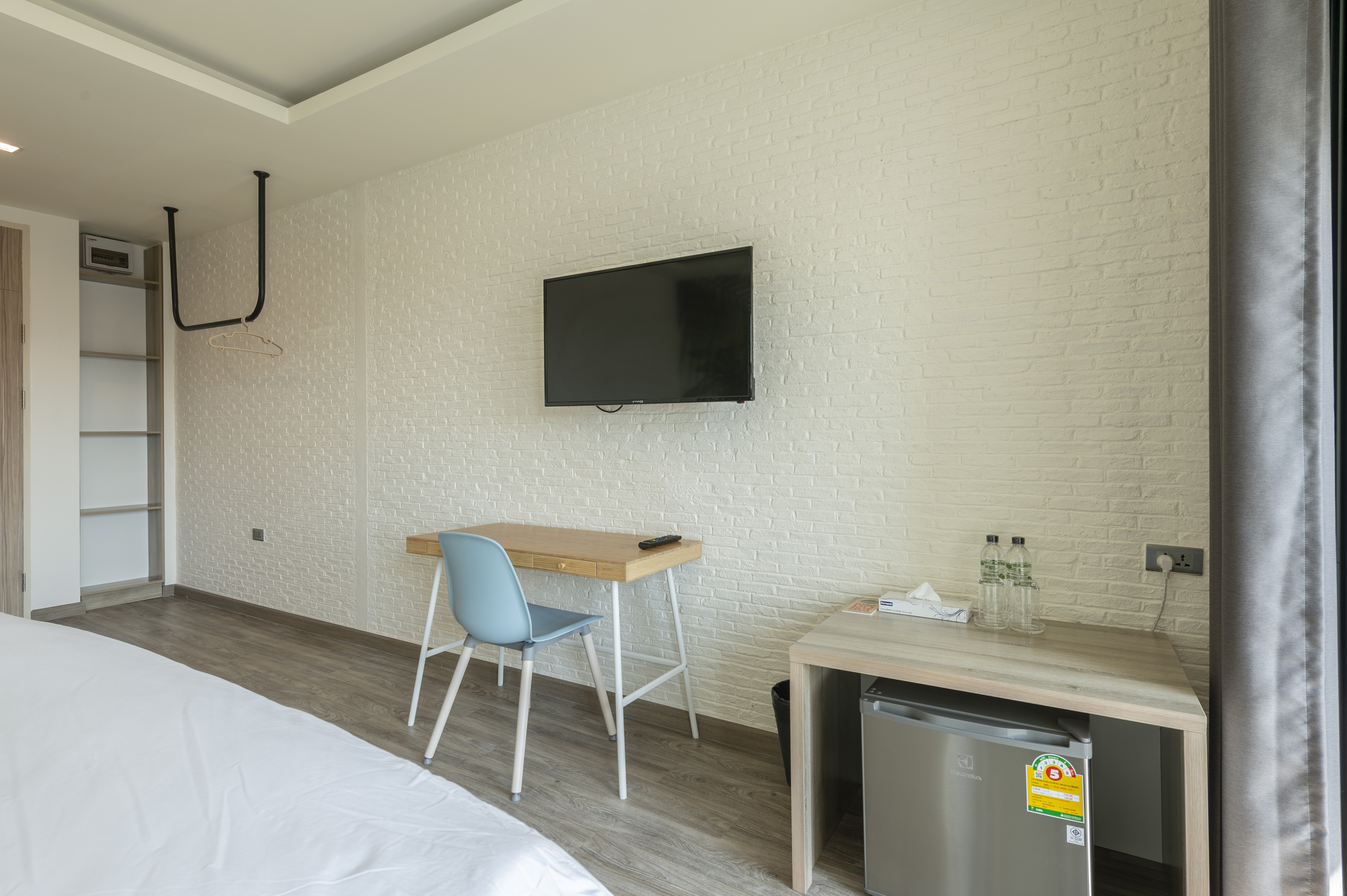 Double or Twin Deluxe