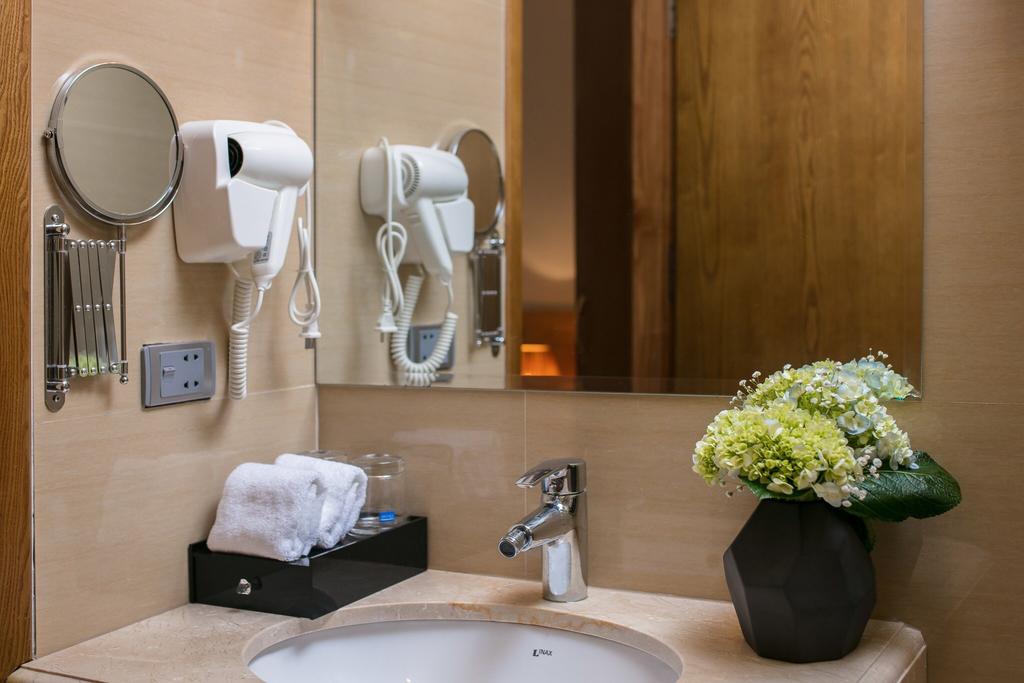 Double or Twin Superior