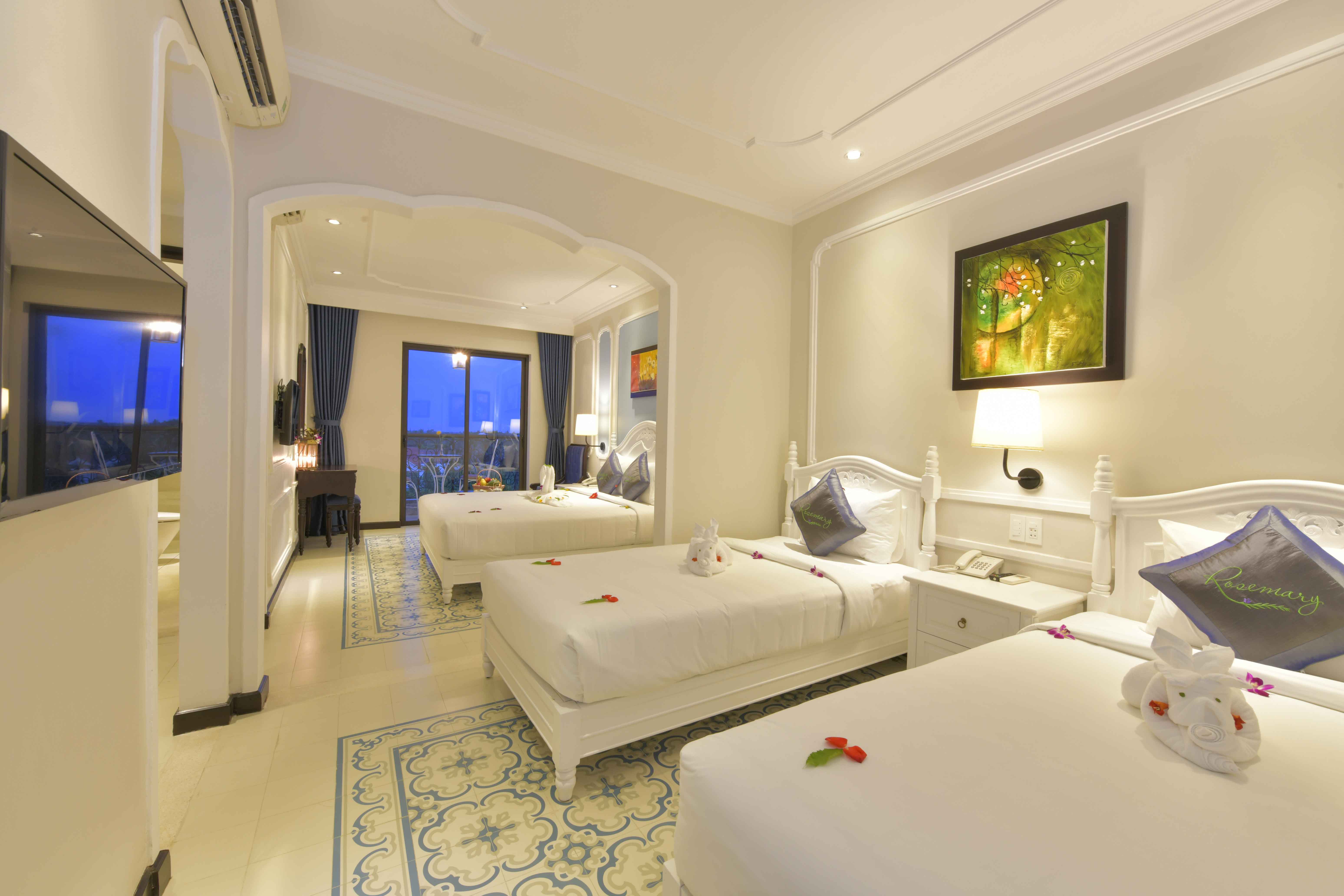 Family Room Capacity 4