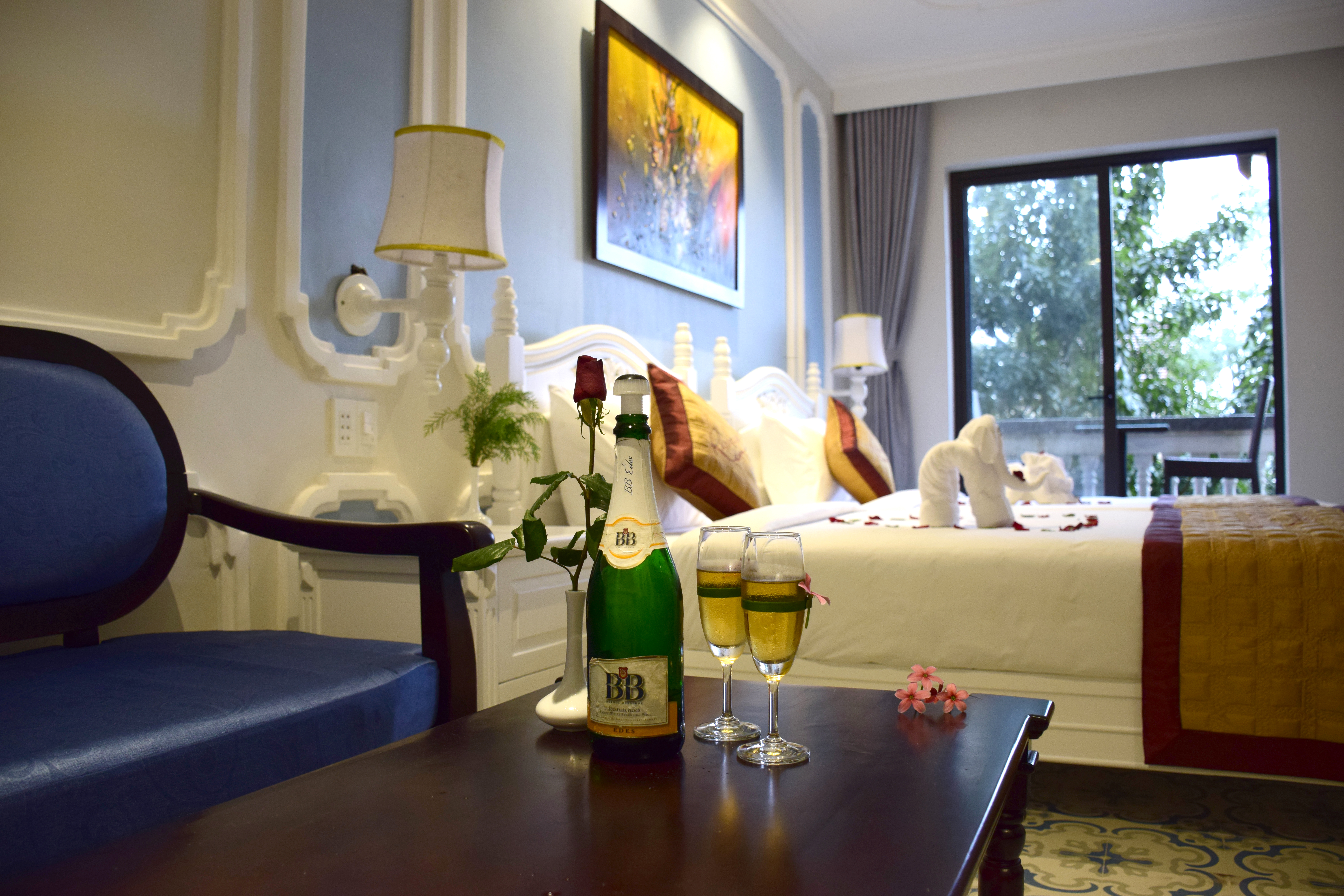 Twin Deluxe with Balcony