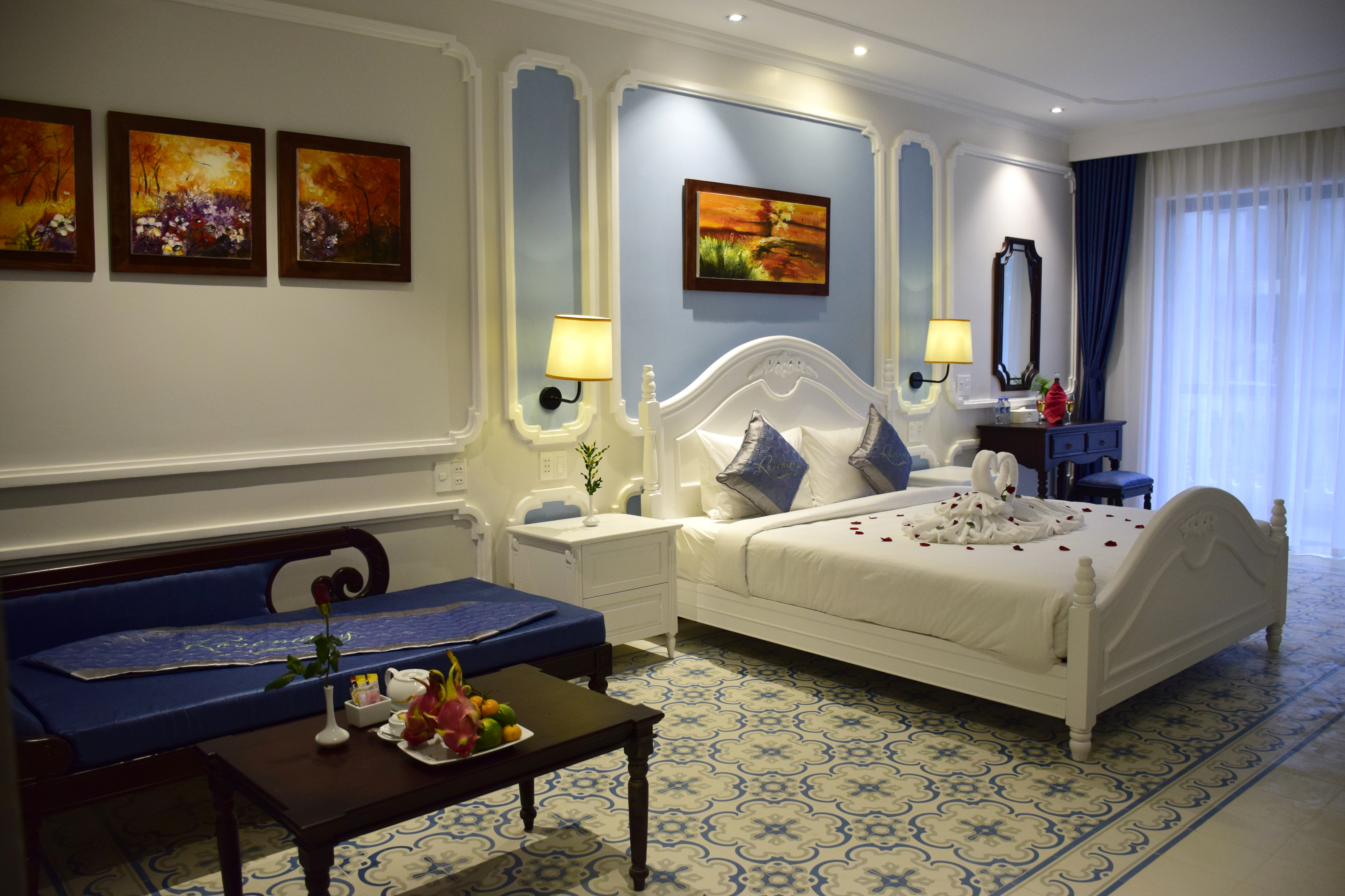 Suite Deluxe King Bed