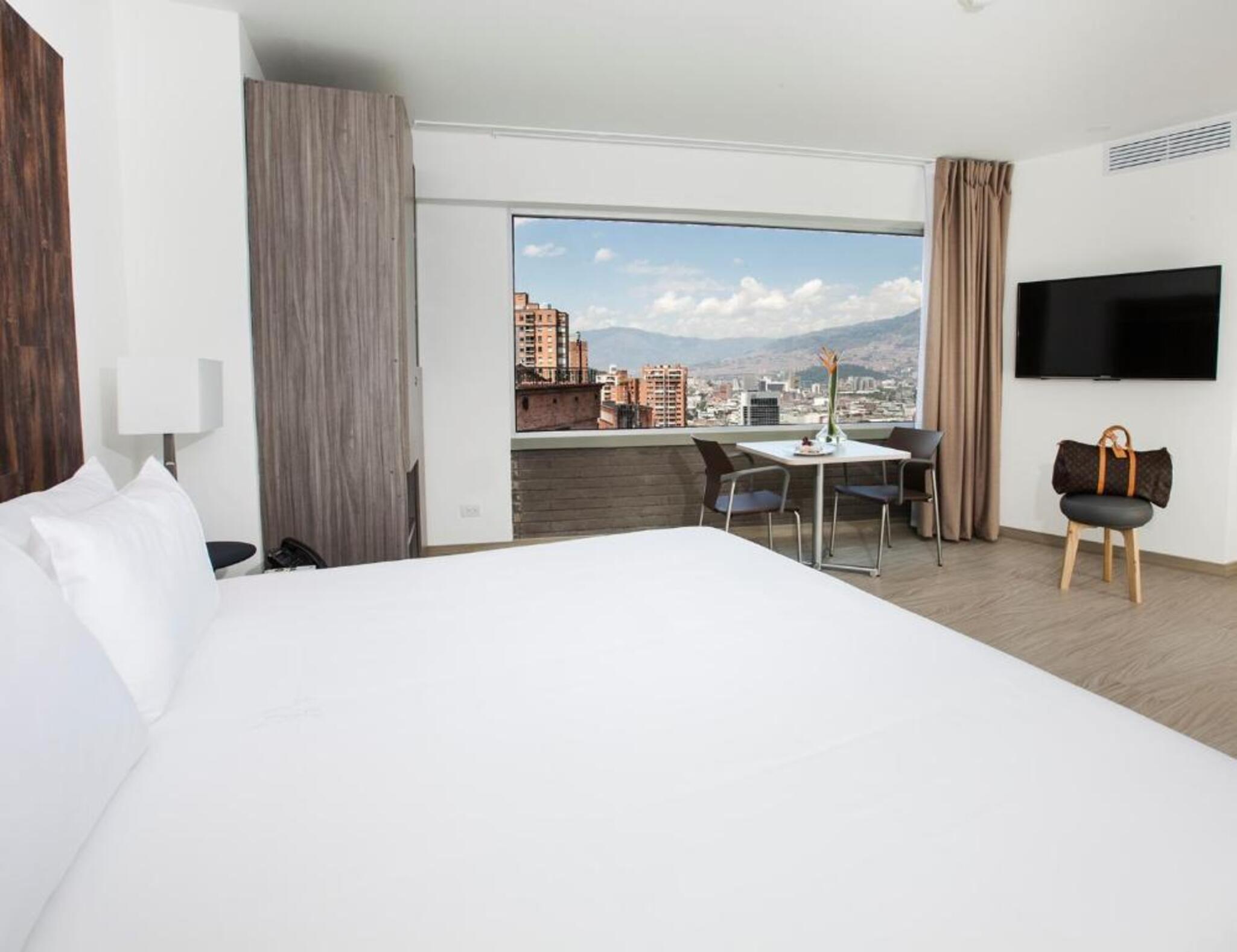 Studio King Size Bed