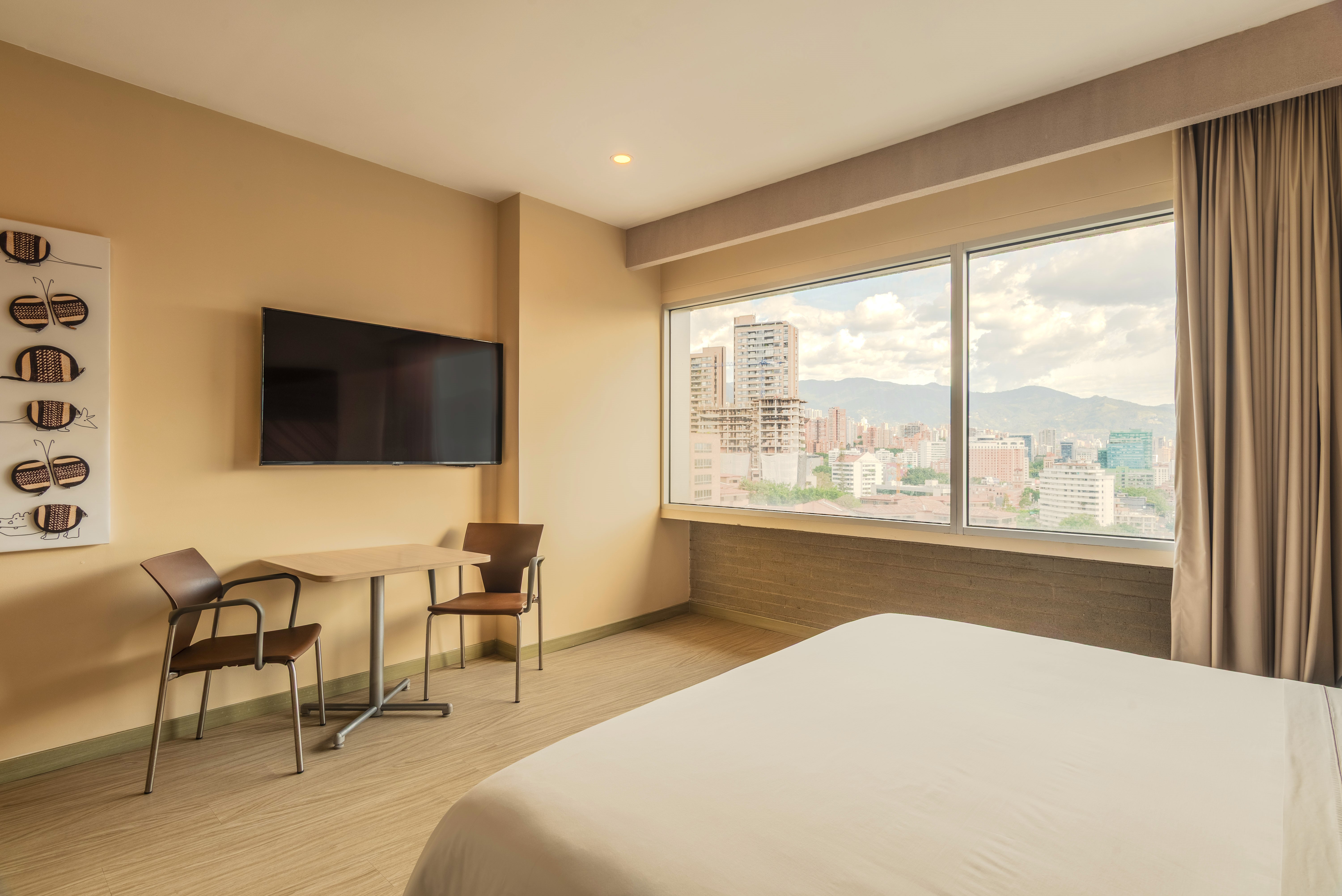 Studio King Size Bed