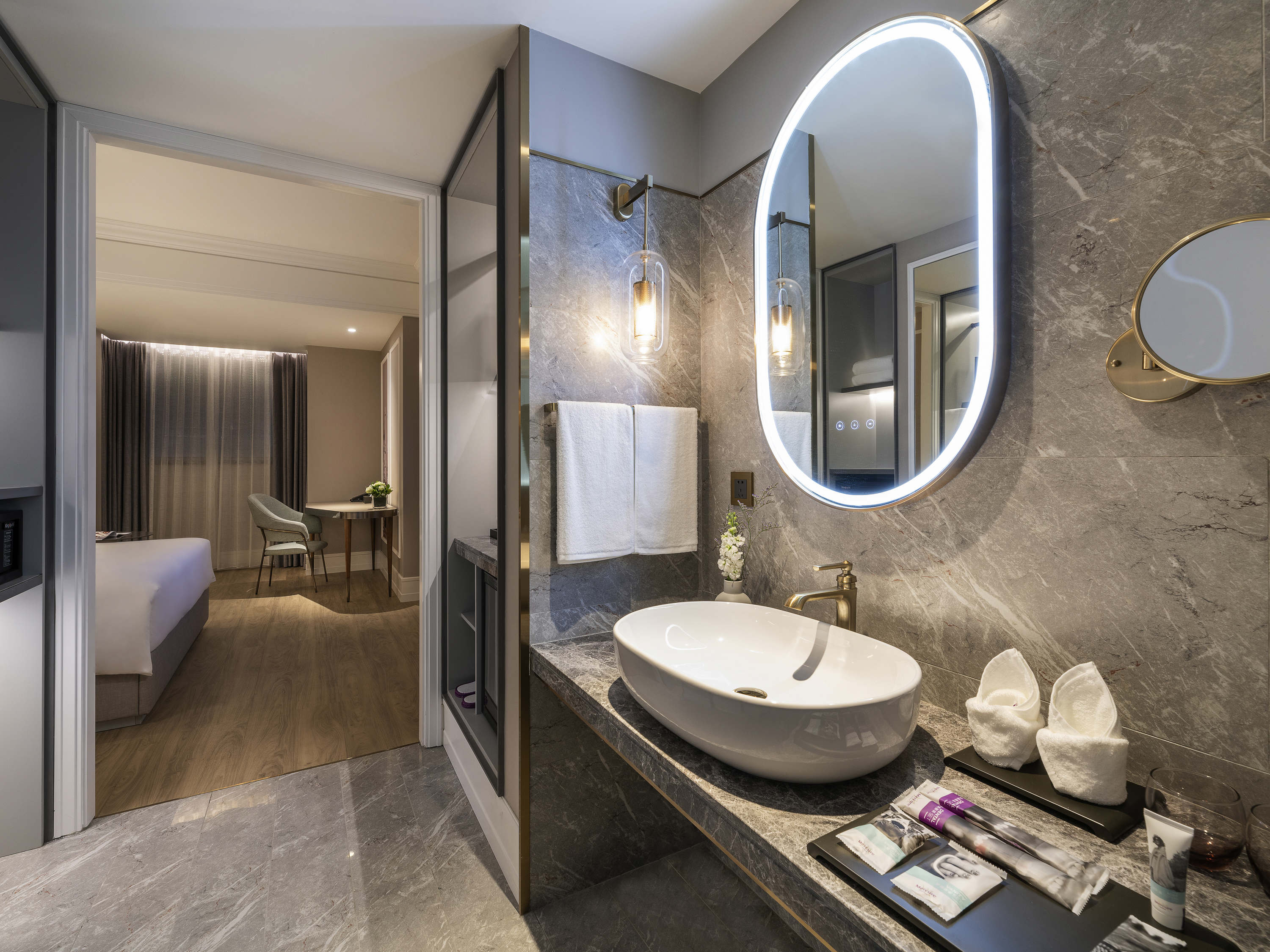 Double King Size Bed