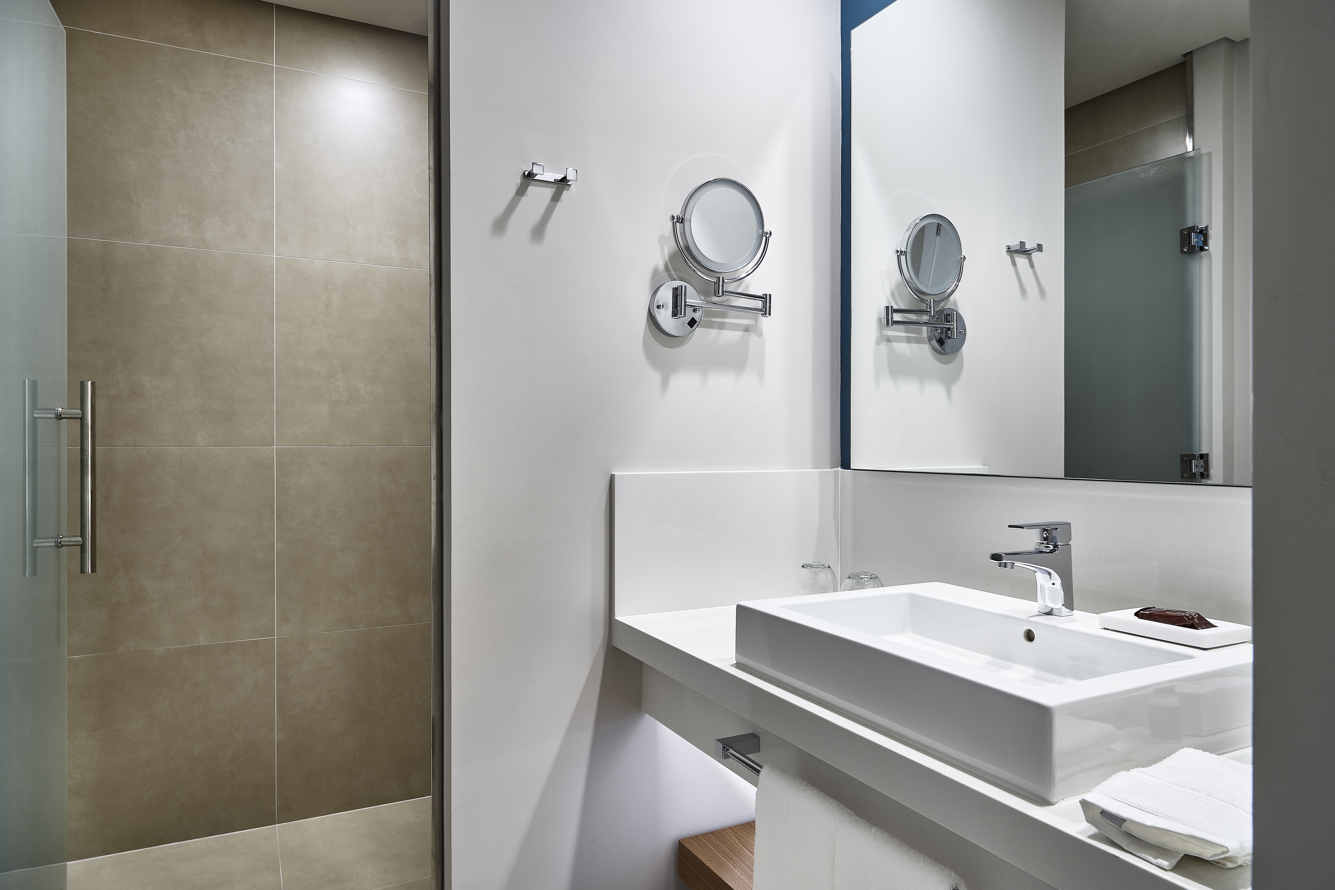 Double Classic Two Queen Beds