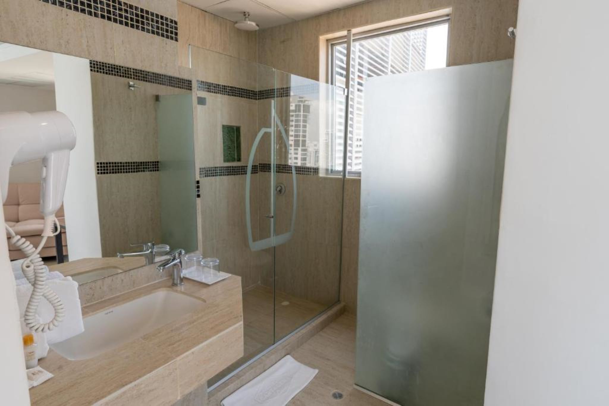 Junior Suite Capacity 1