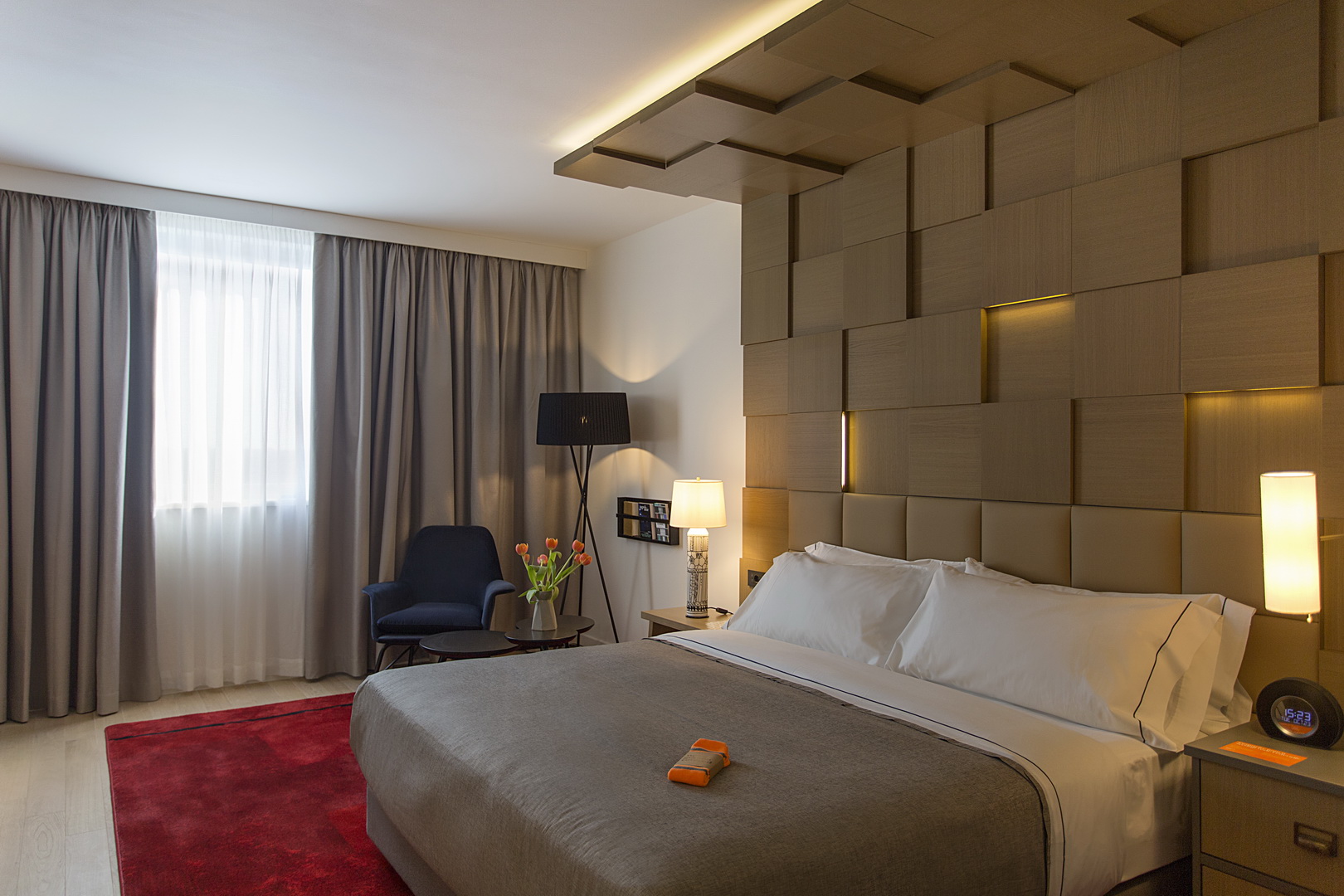 Double King Size Bed