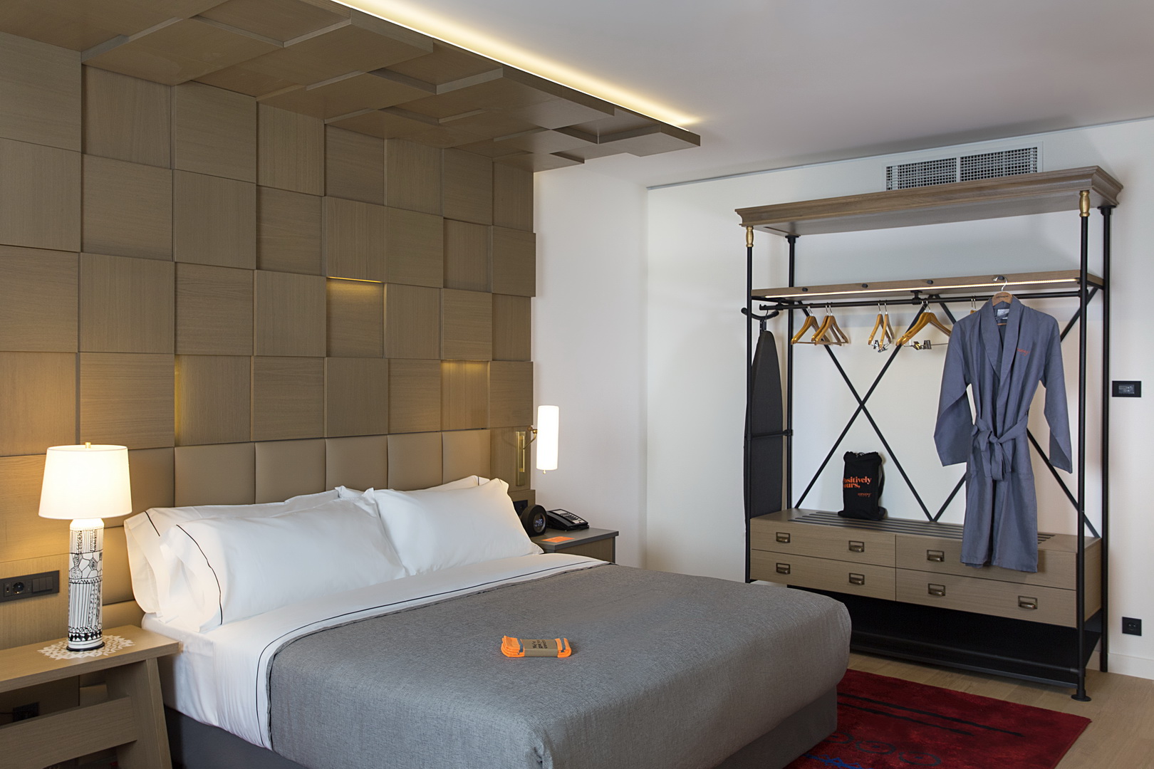 Double or Twin Standard