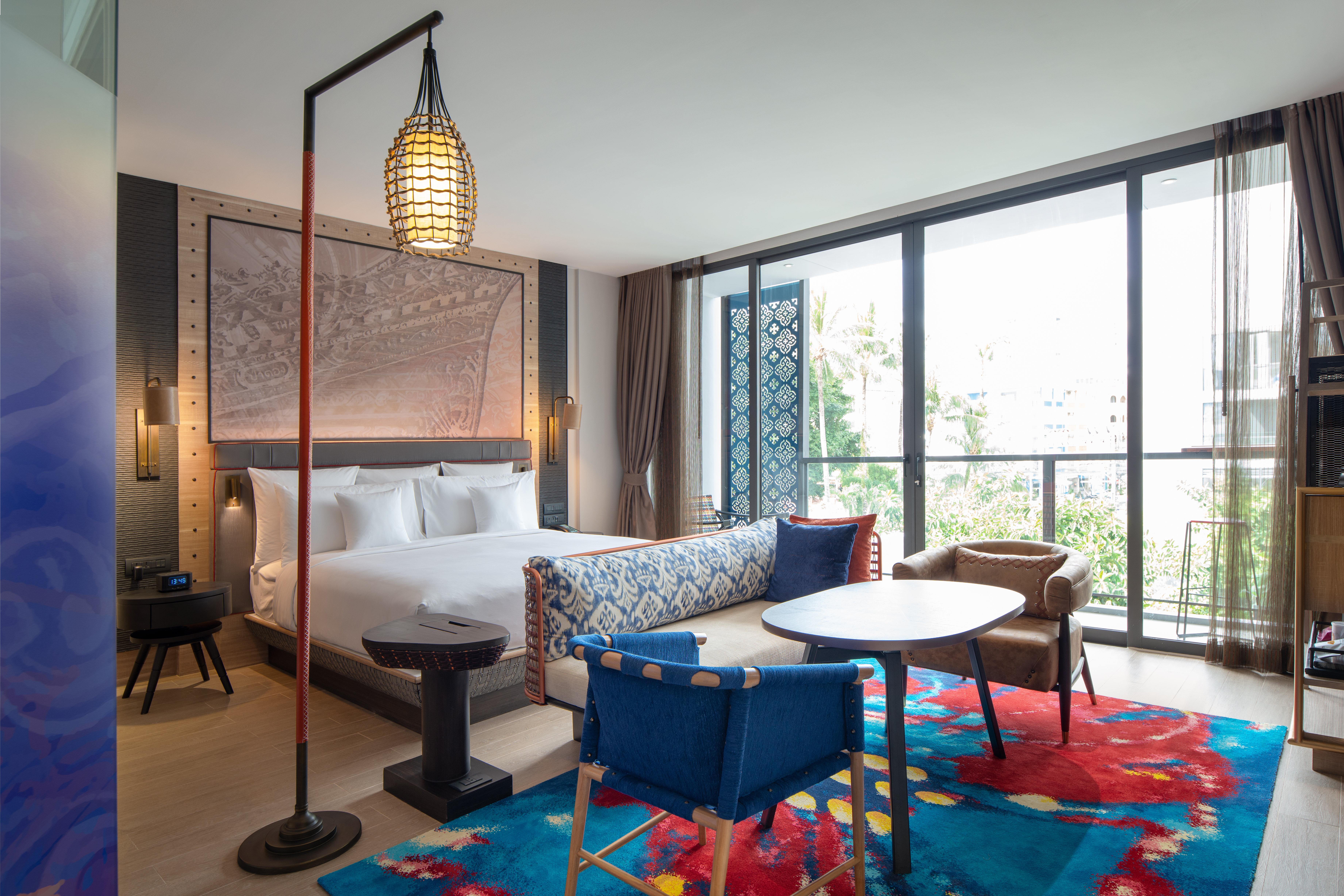 Junior Suite Garden View King Bed