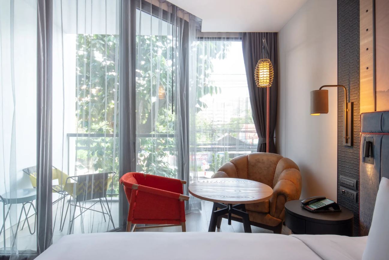 Double or Twin Standard