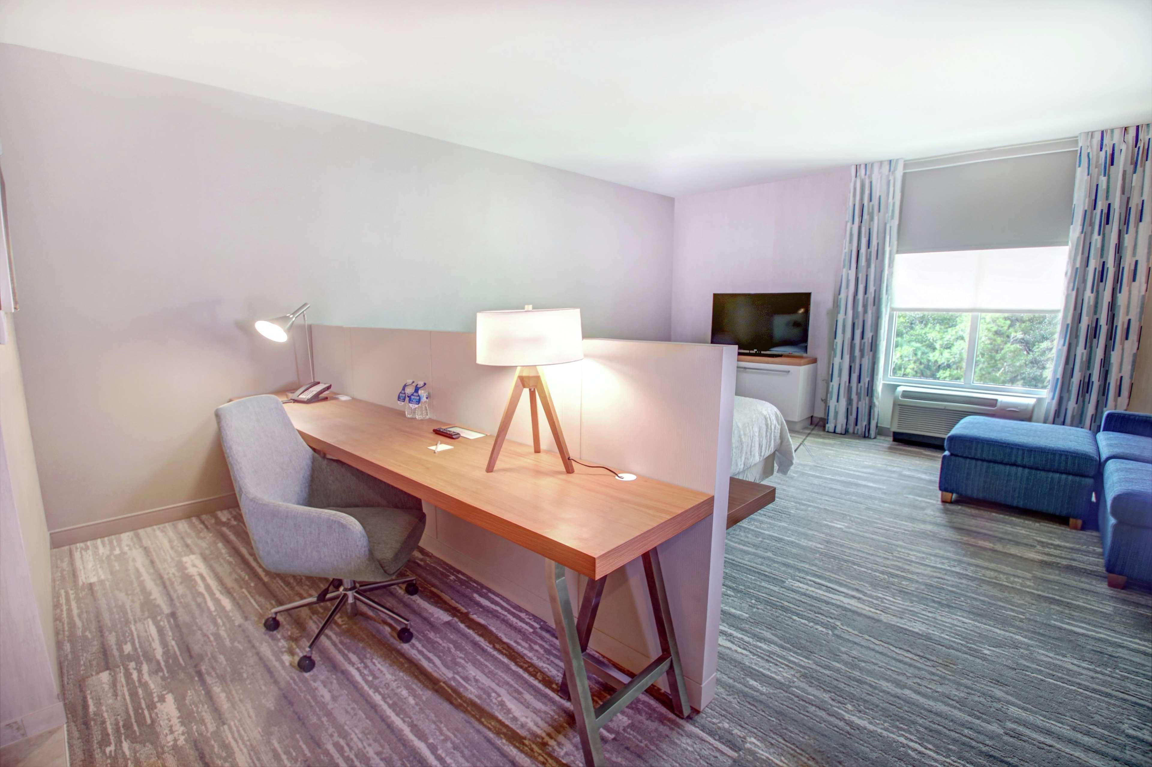 Room Premium King Bed